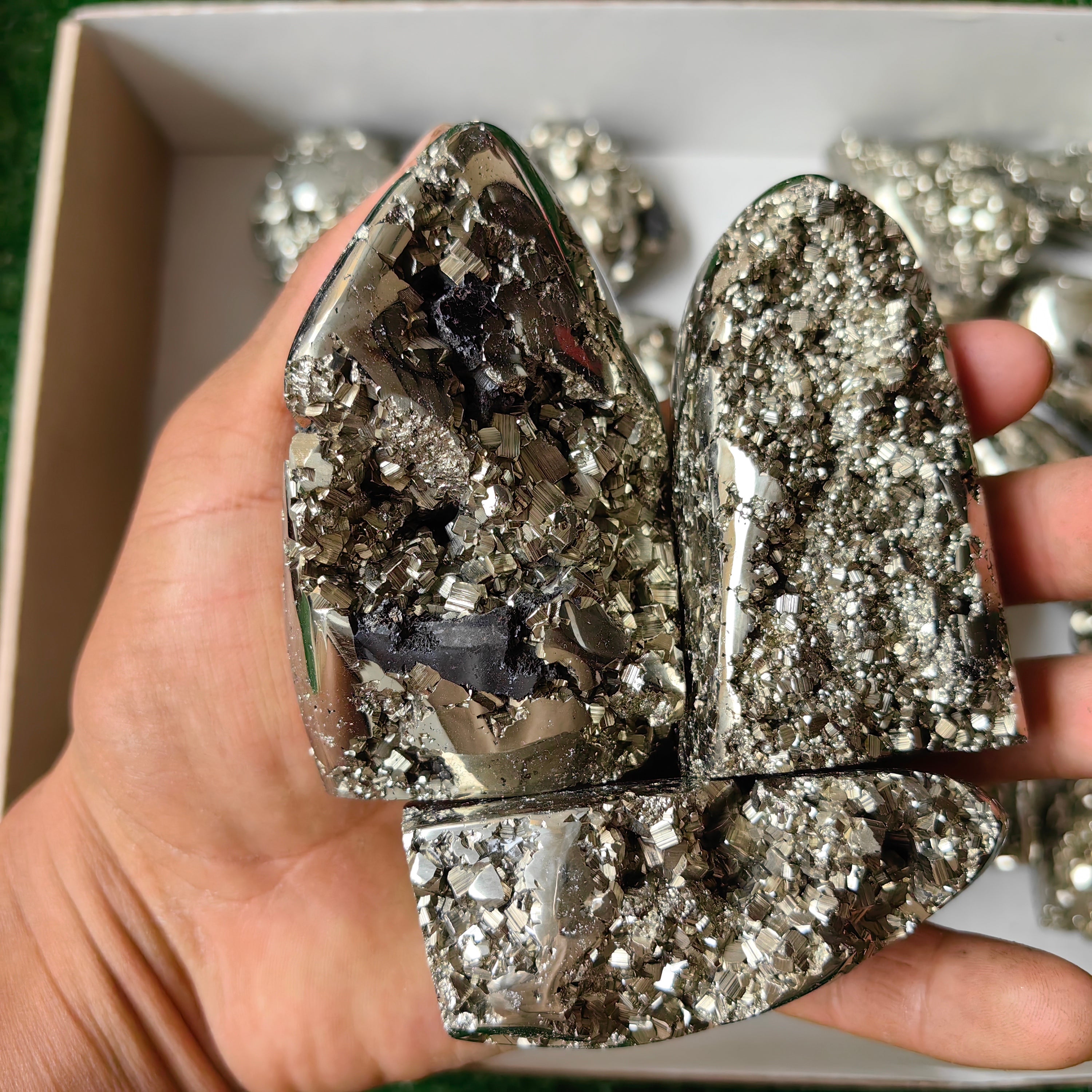 Lot 25 pcs Pyrite Free Form*