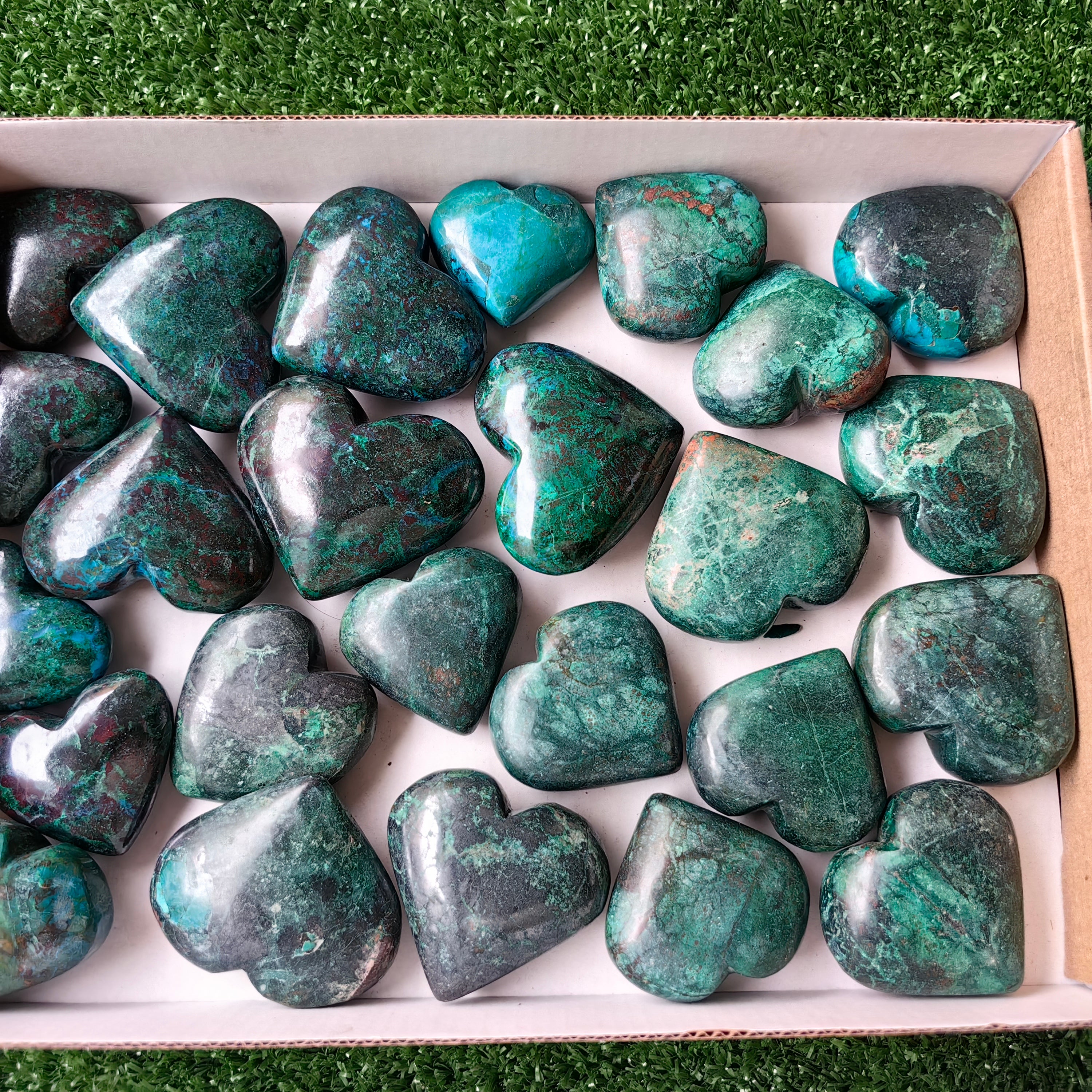 Lot 25 pcs Chrysocolla Heart*