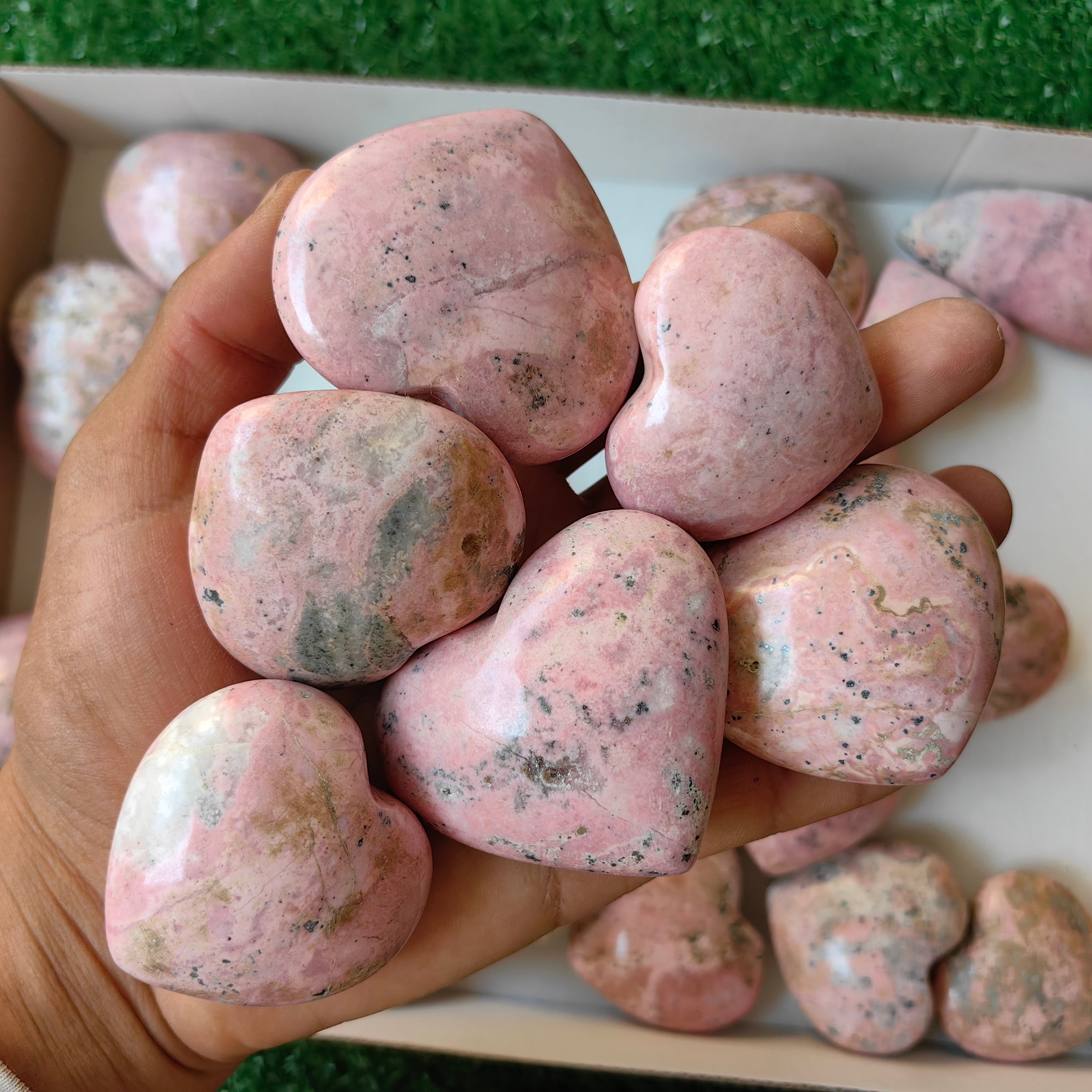 Lot 27 pcs Rhodonite Heart