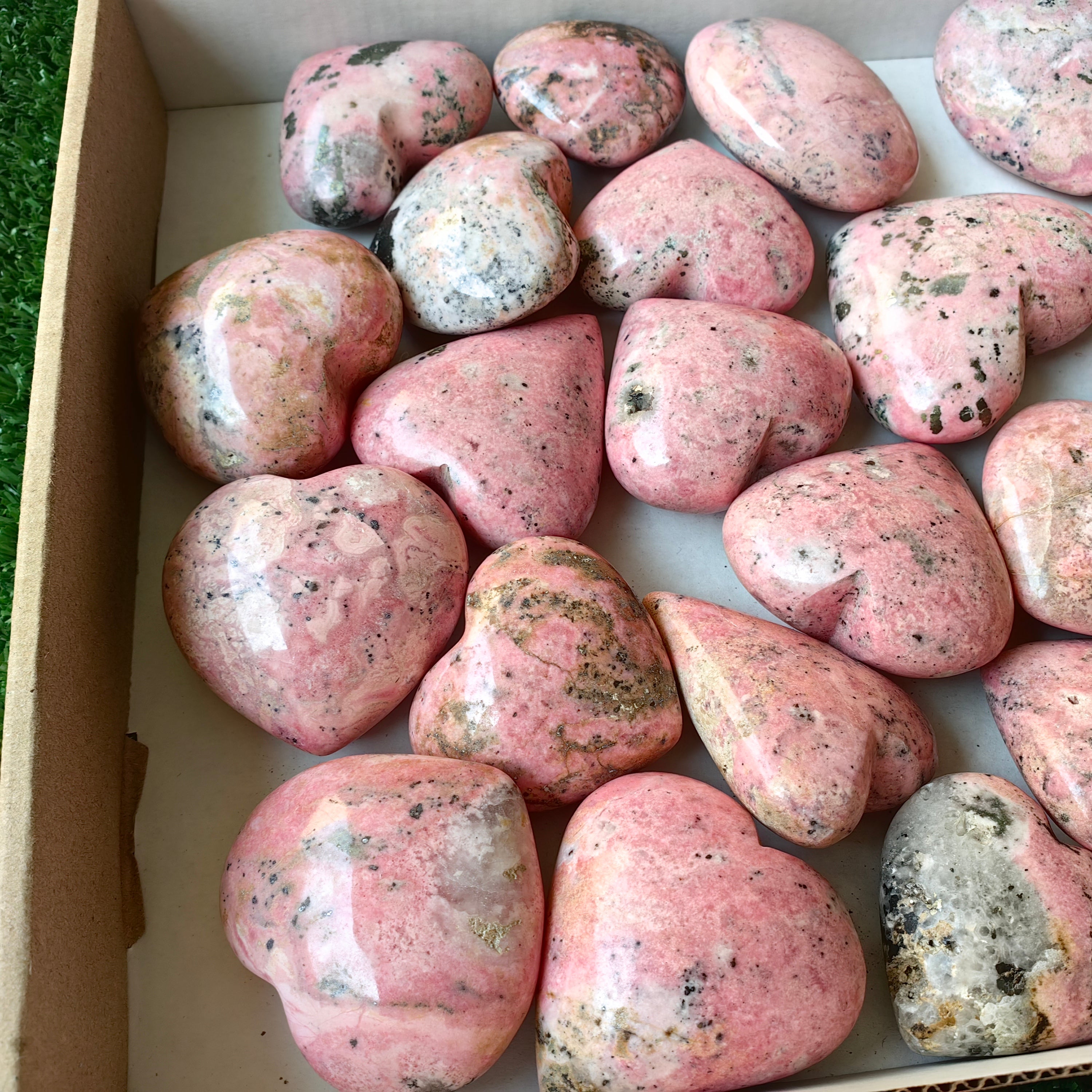 Lot 28 pcs Rhodonite Heart
