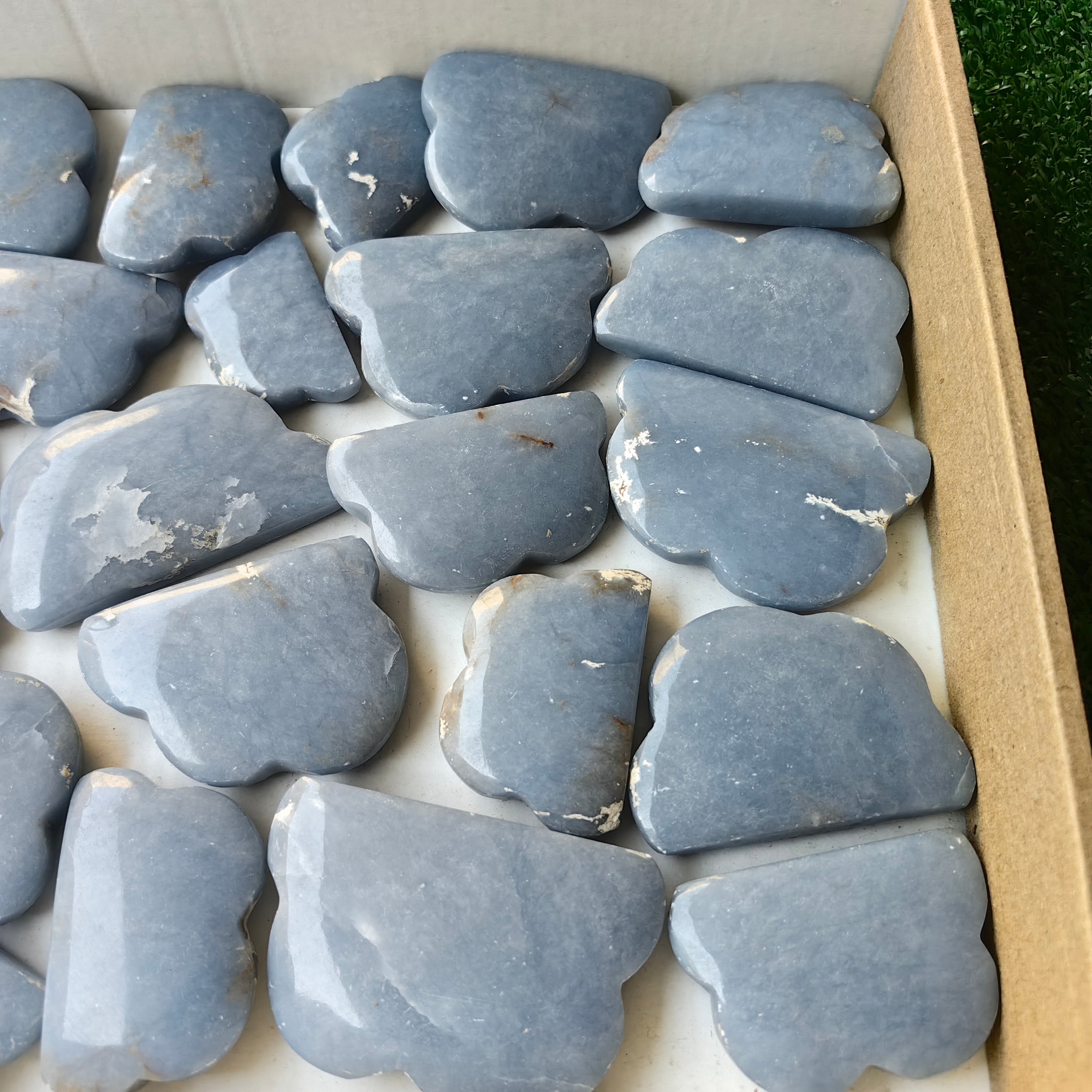 Lot 25 pcs Angelite Clouds