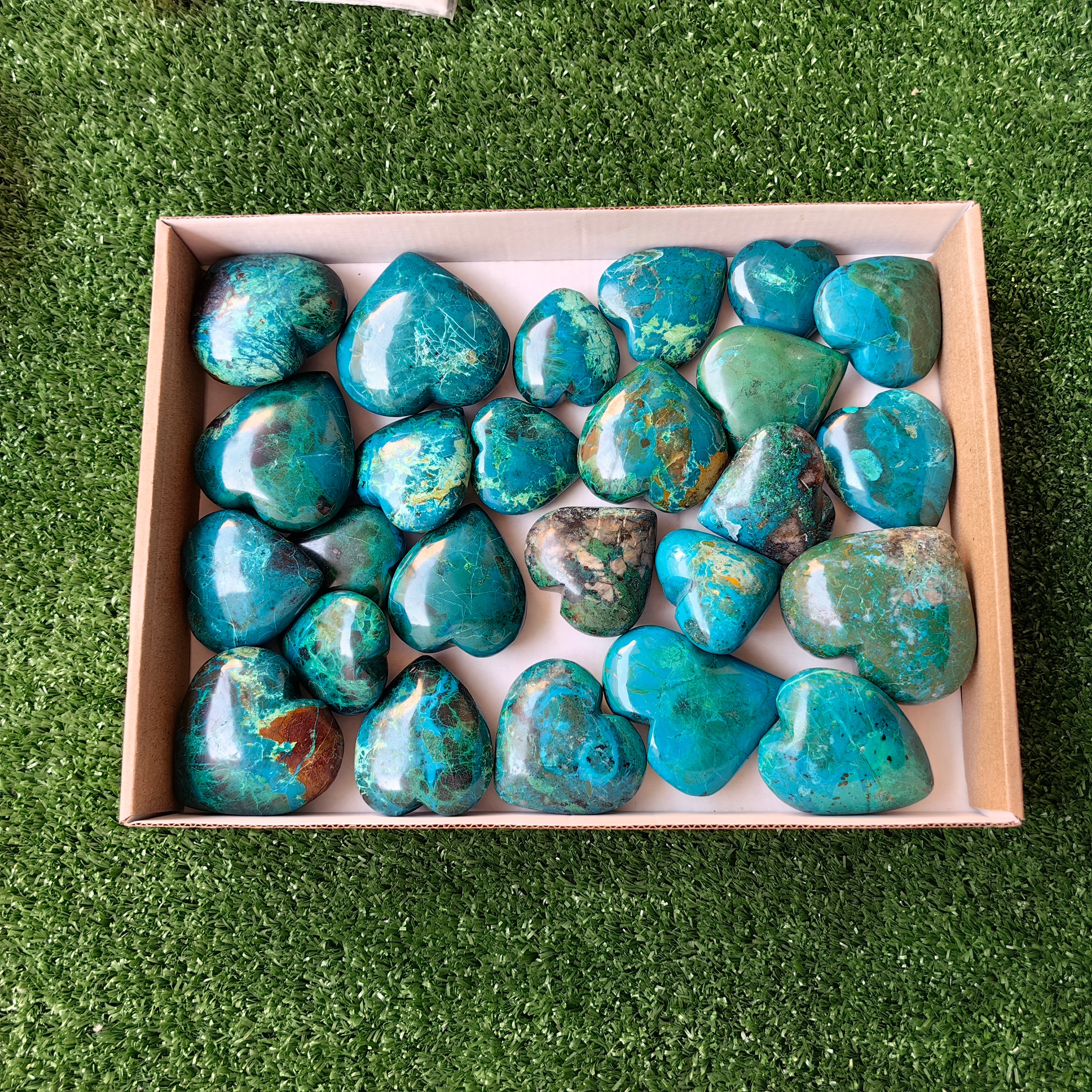Lot 25 pcs Chrysocolla Heart