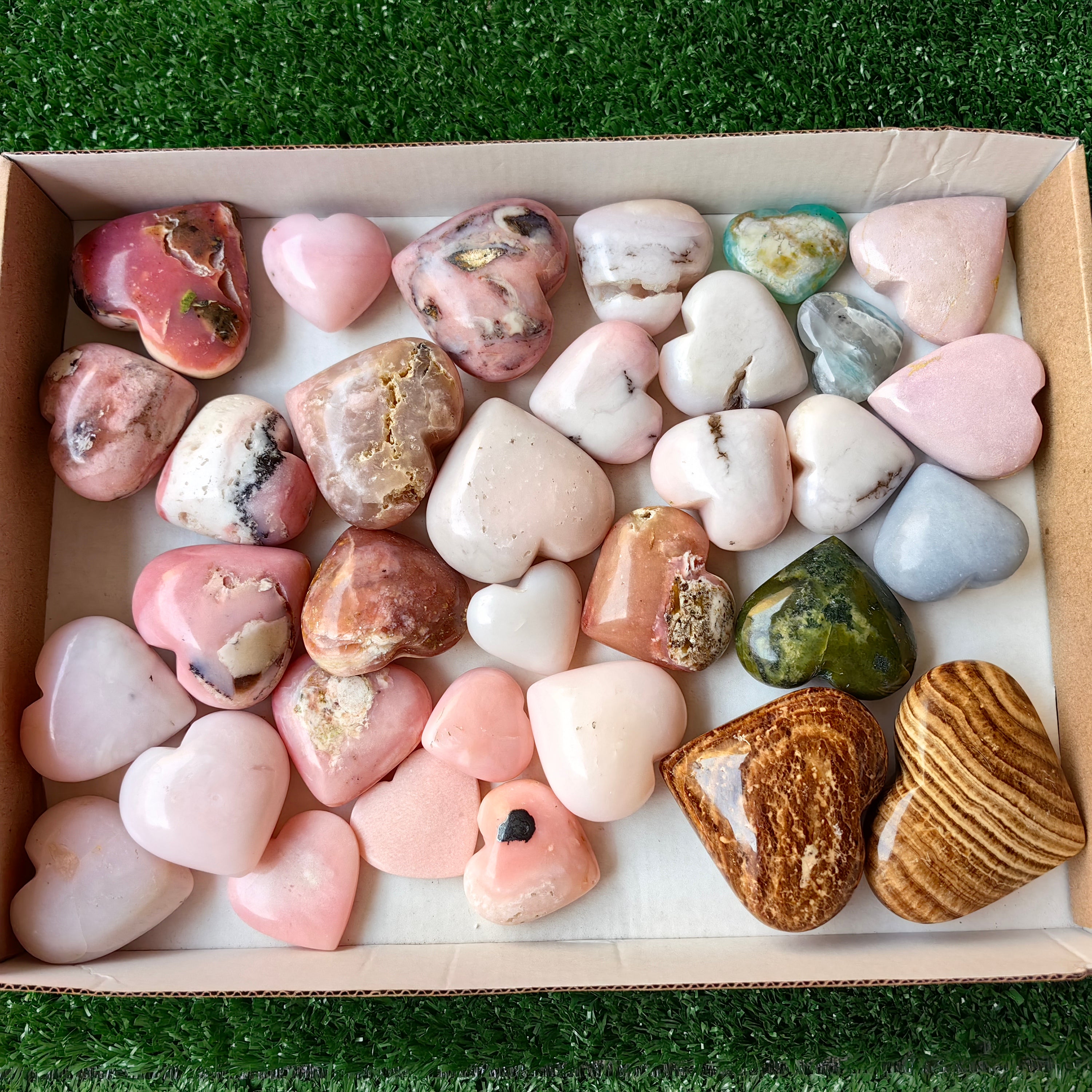 32 pcs pink opal hearts & mix