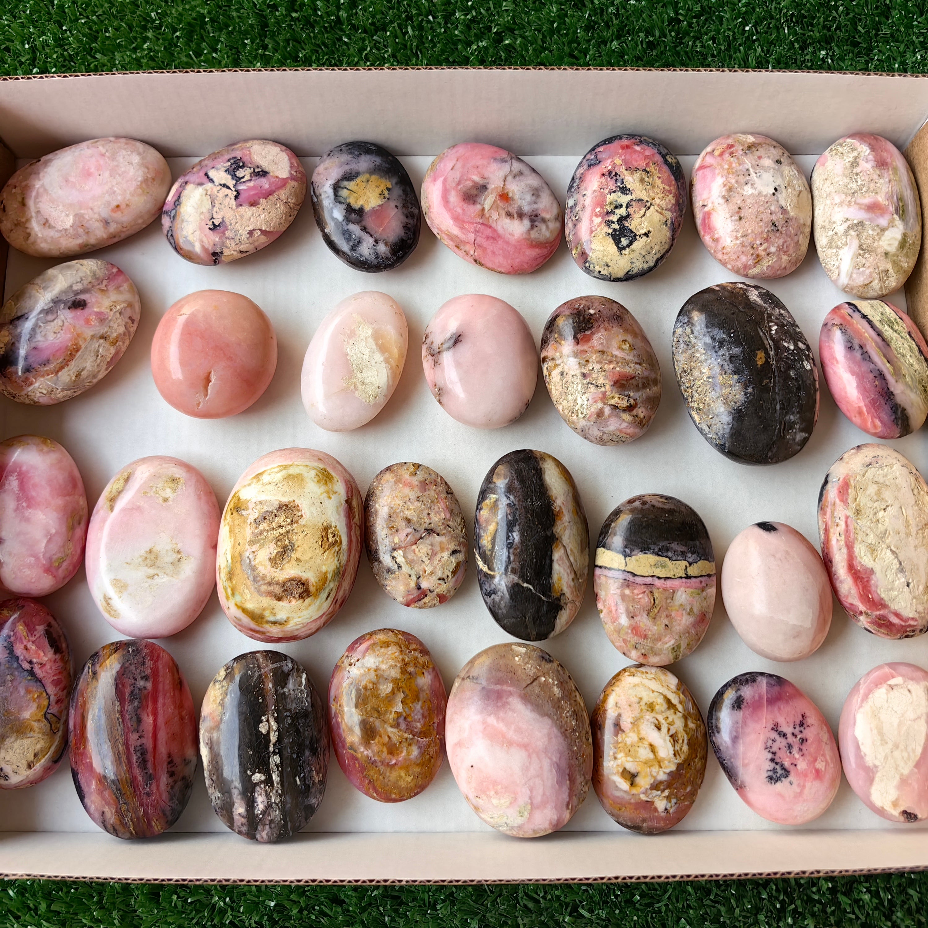 30 pcs pink opal palms