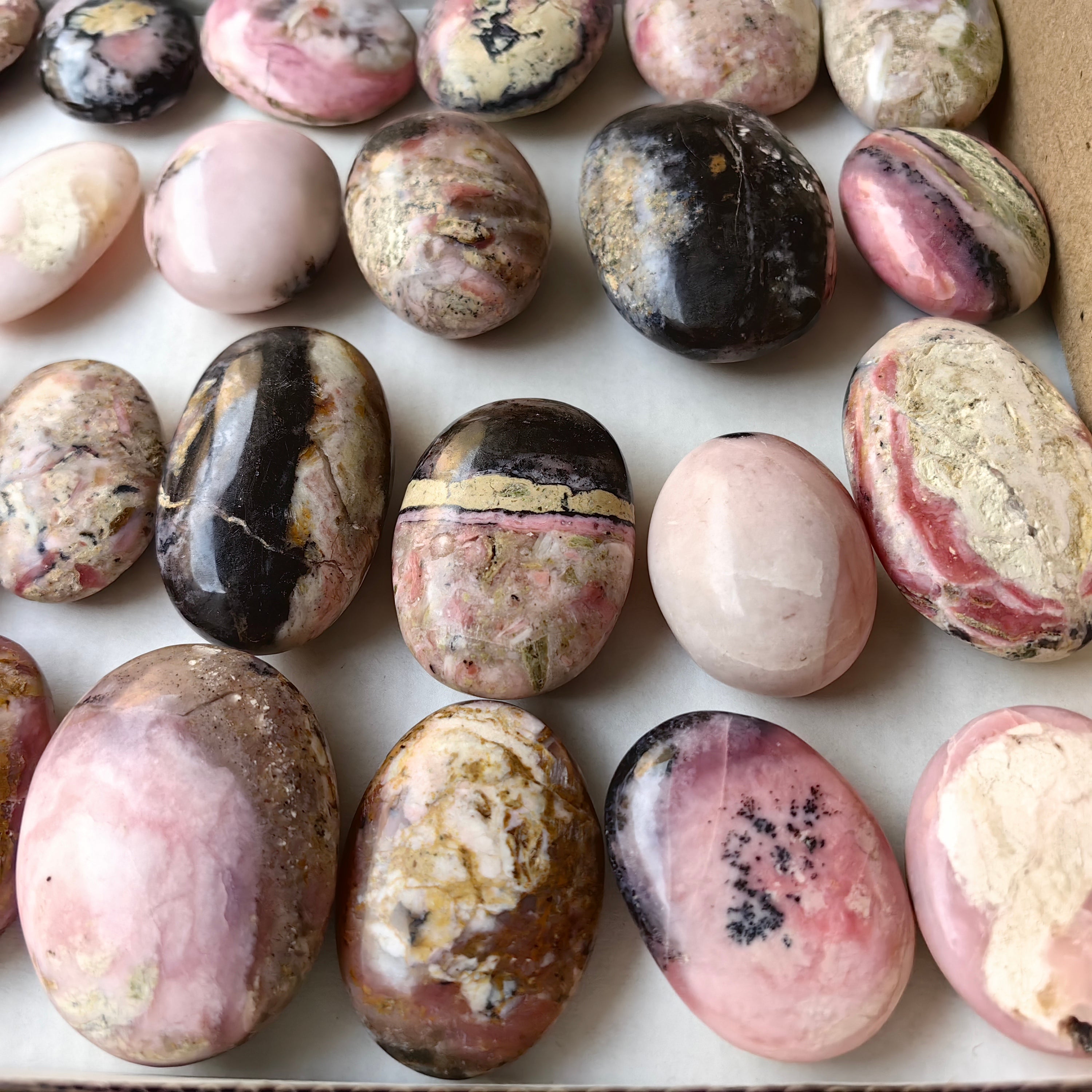 30 pcs pink opal palms