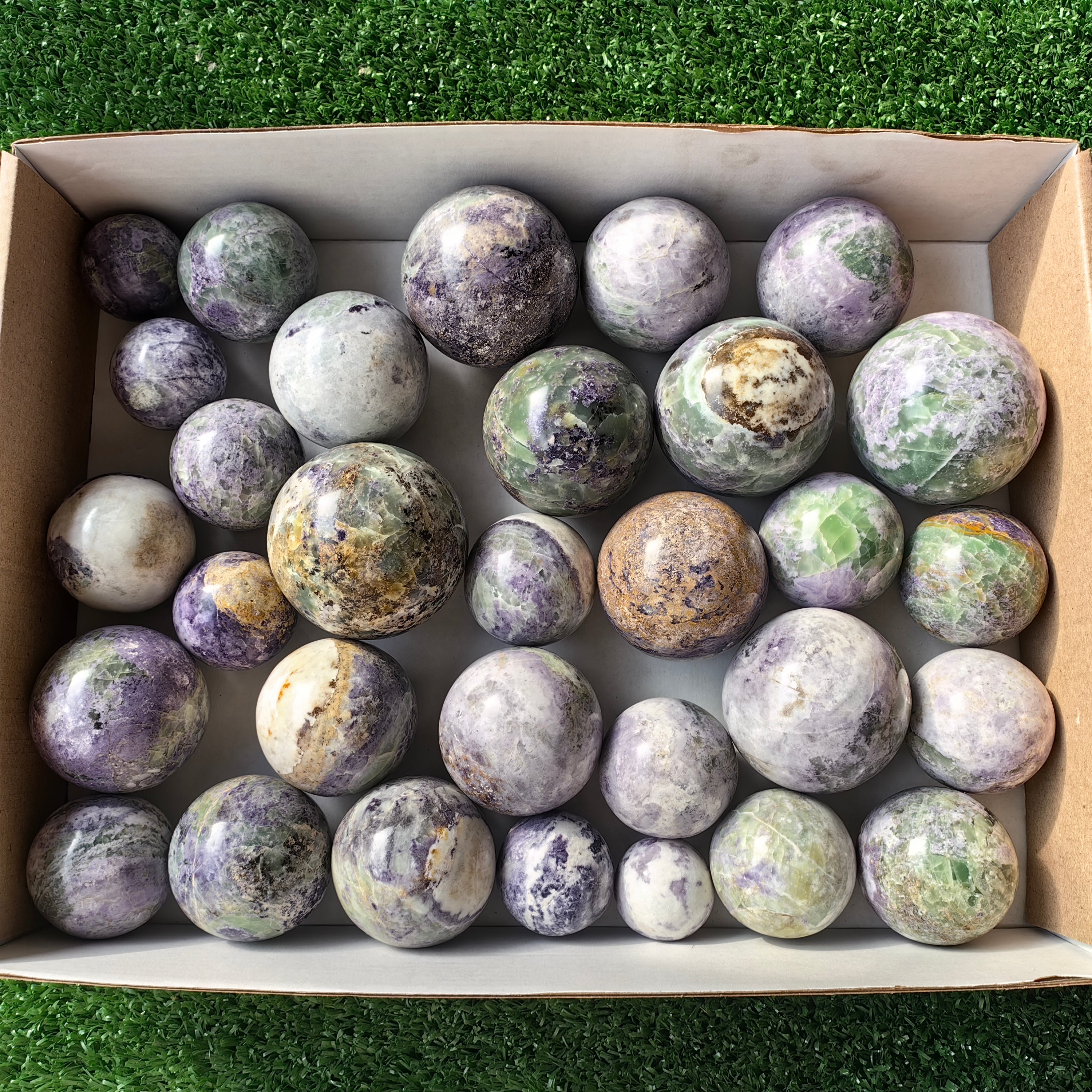 Lot 31 pc bolivianite spheres