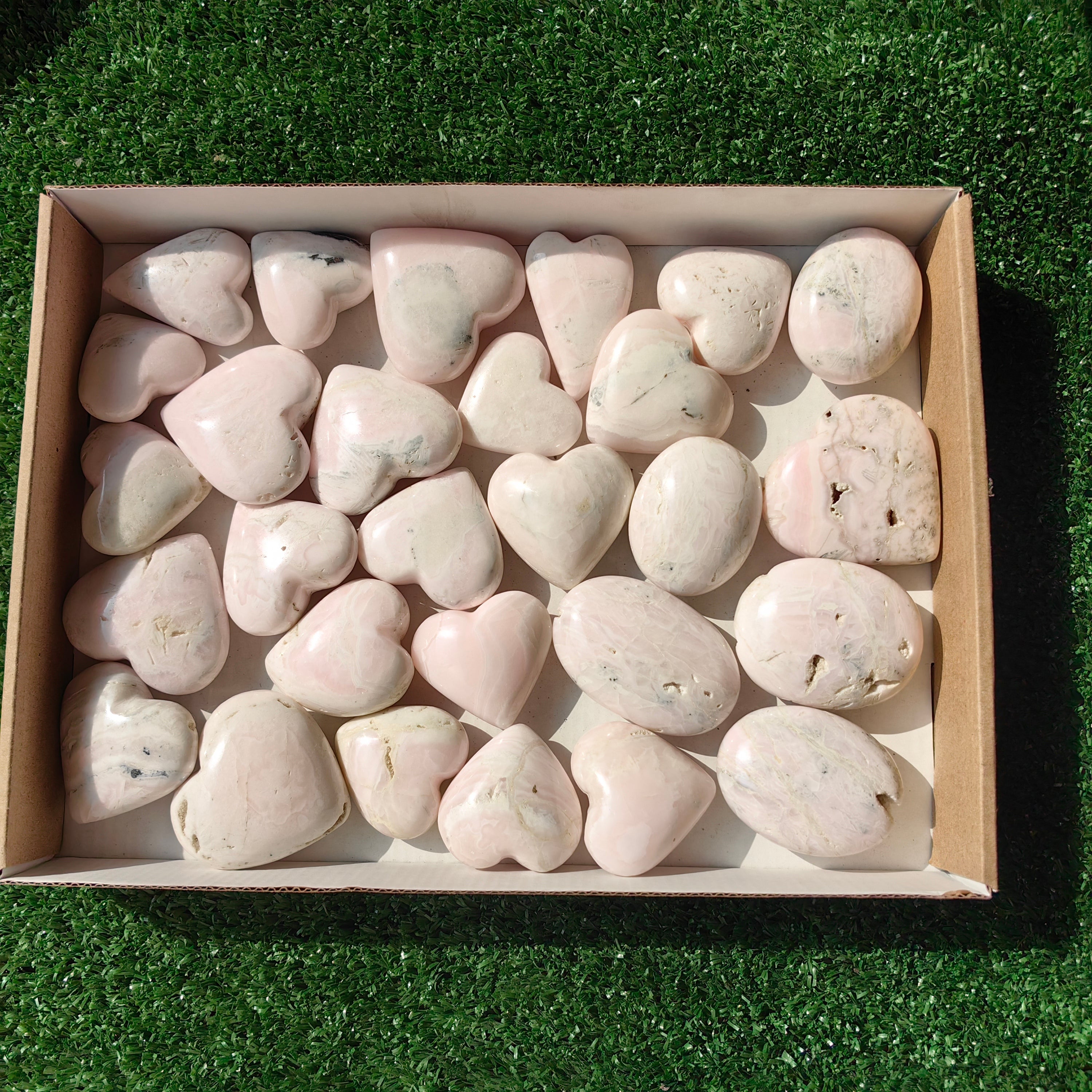 28 pc mangano calcite heart & palms
