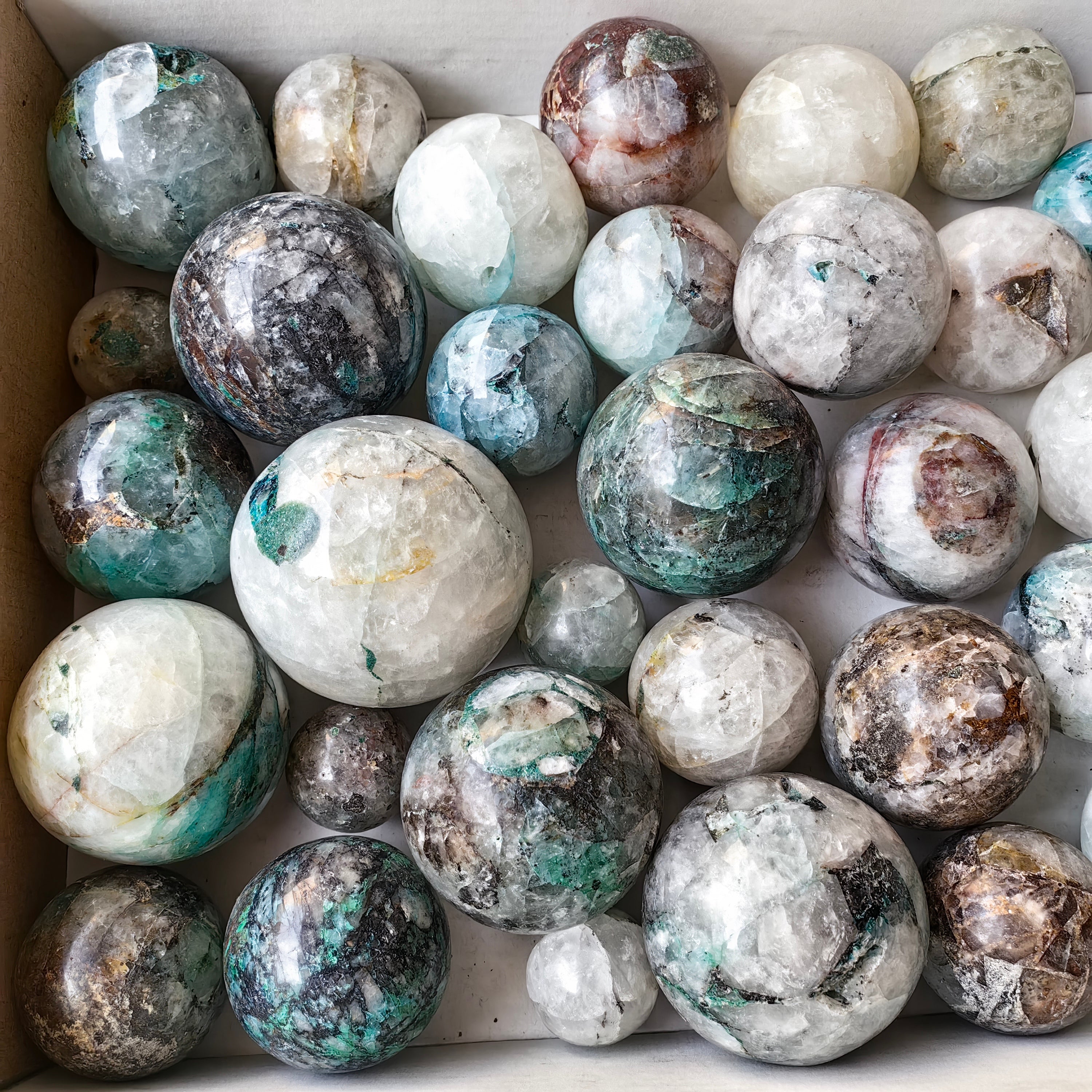 36 pc chrysocolla quartz