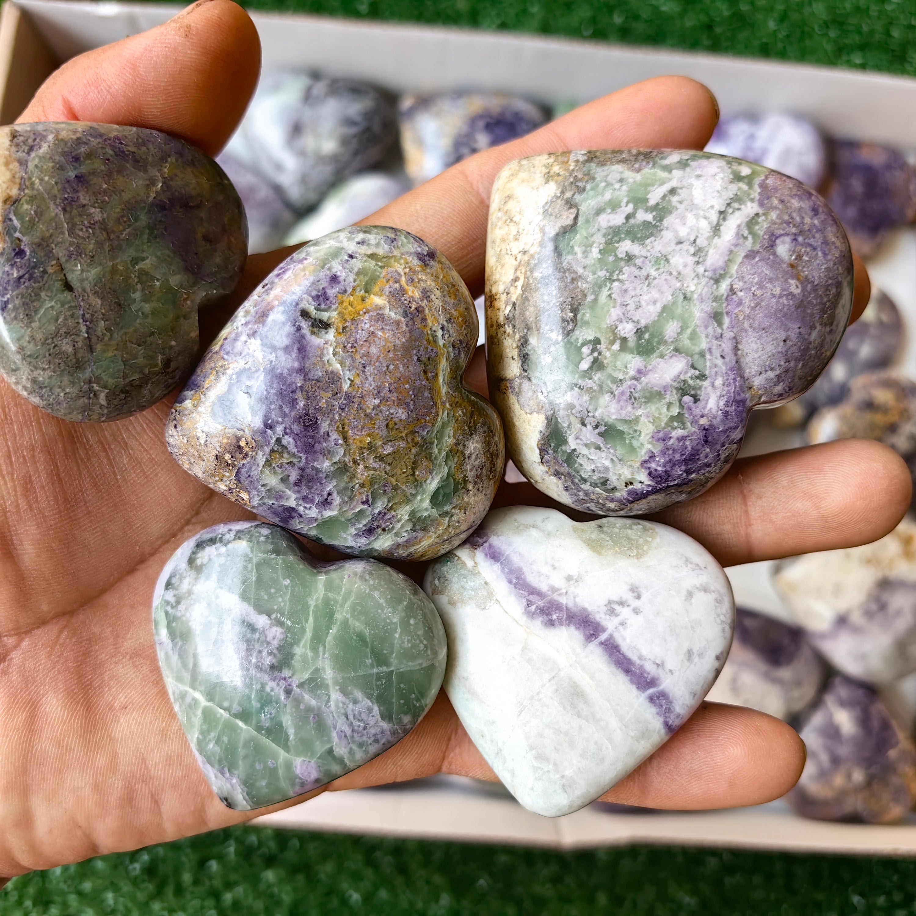 32 pc bolivianite hearts