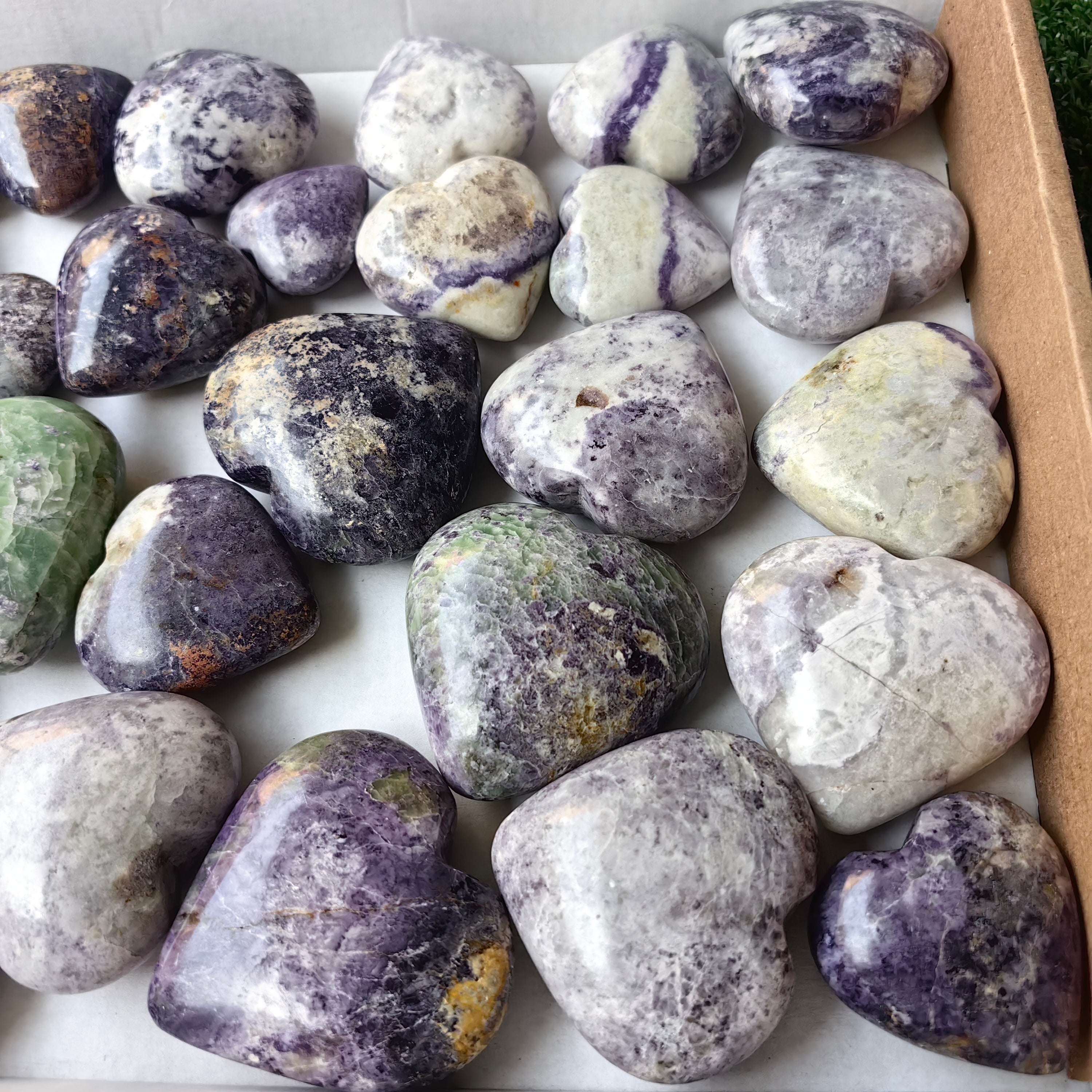 32 pc bolivianite hearts