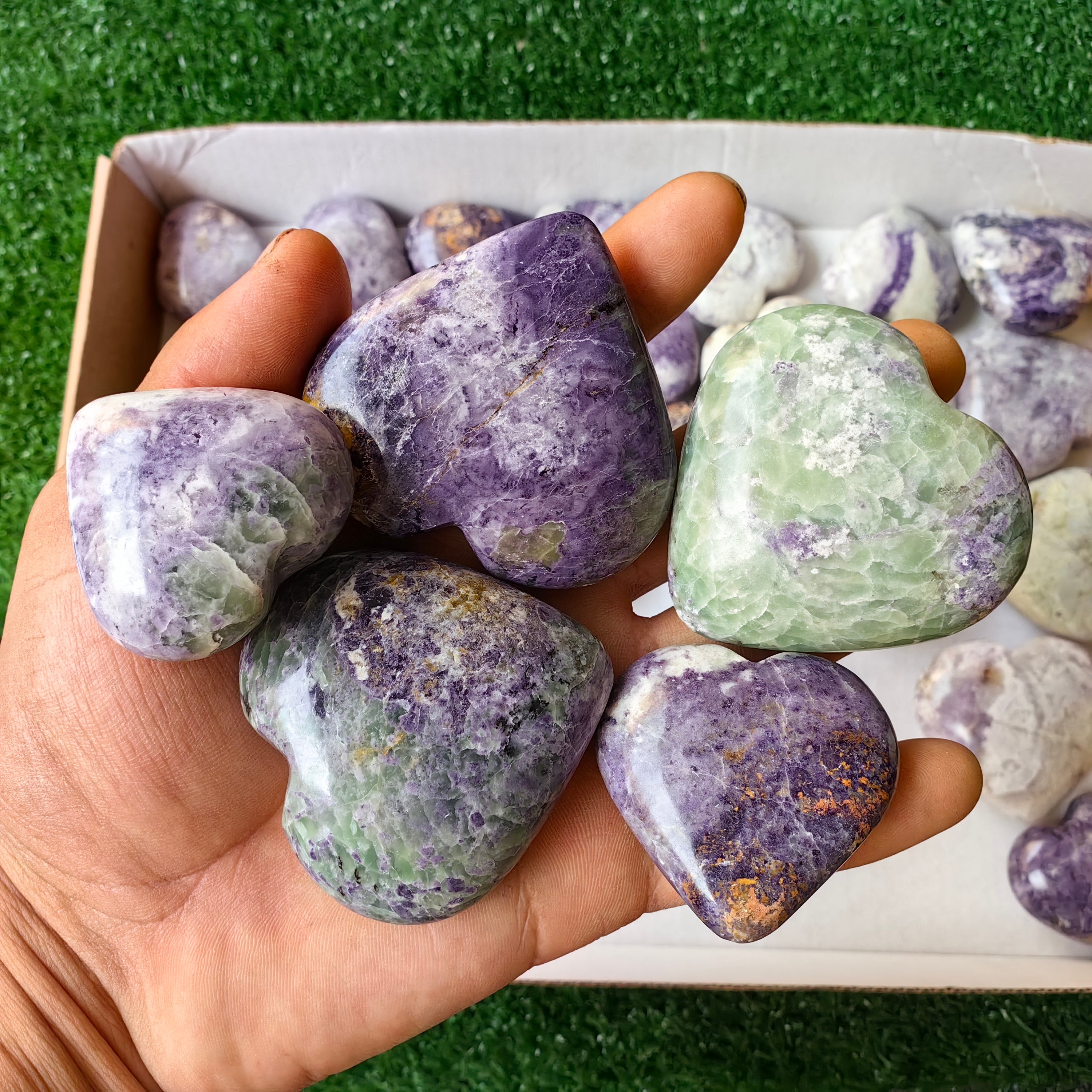 32 pc bolivianite hearts