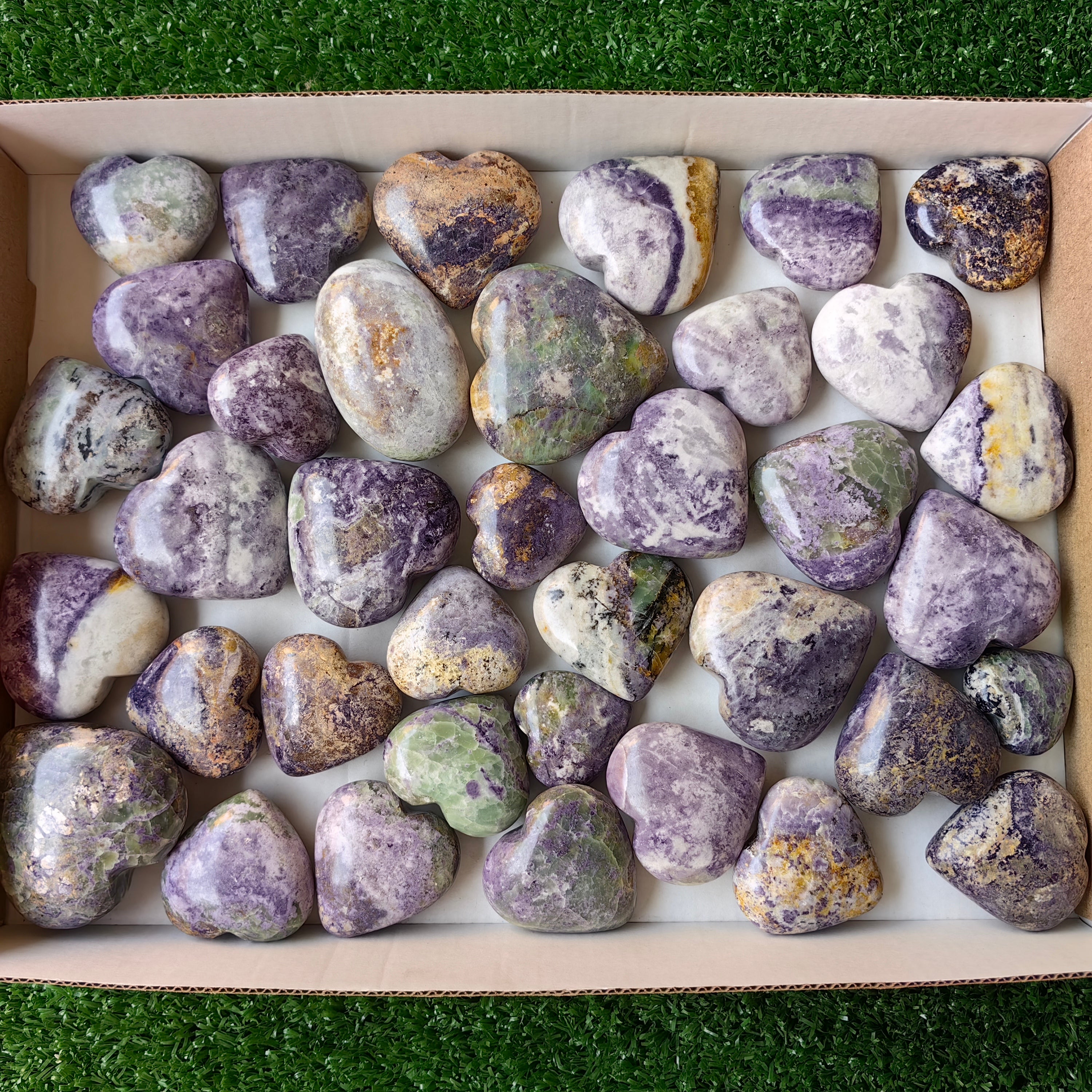 37 pc bolivianite hearts