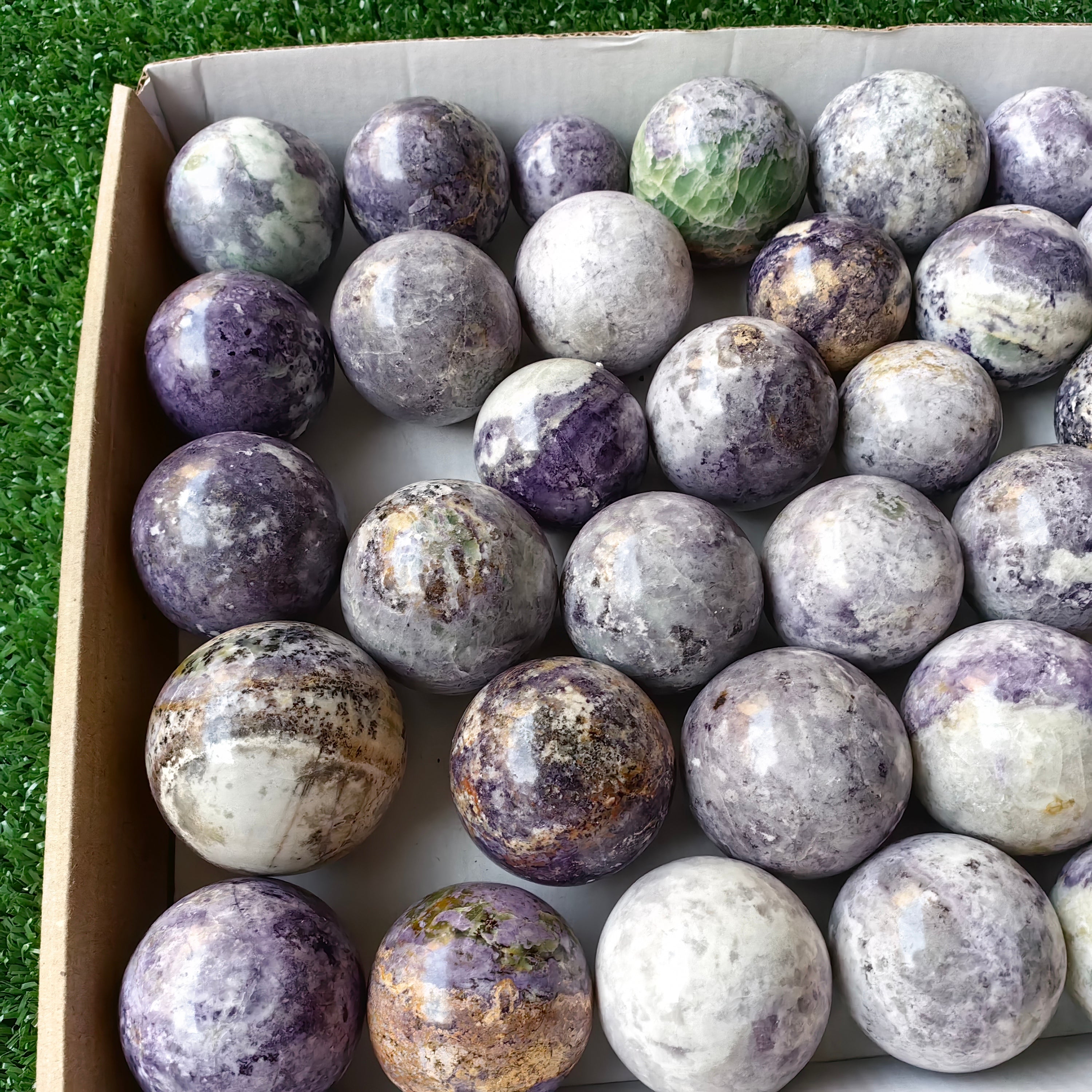 37 bolivianite spheres