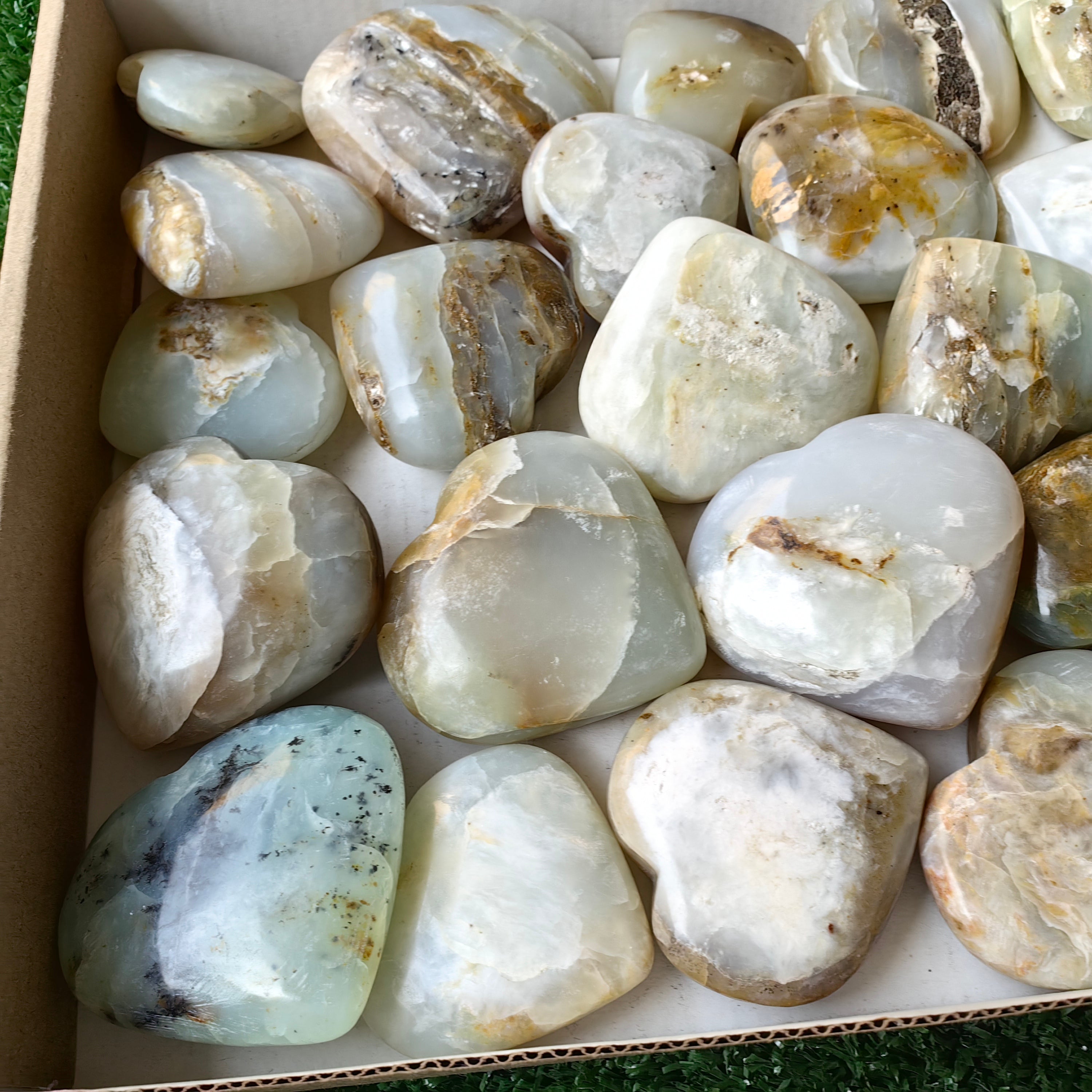 27 pc blue opal hearts