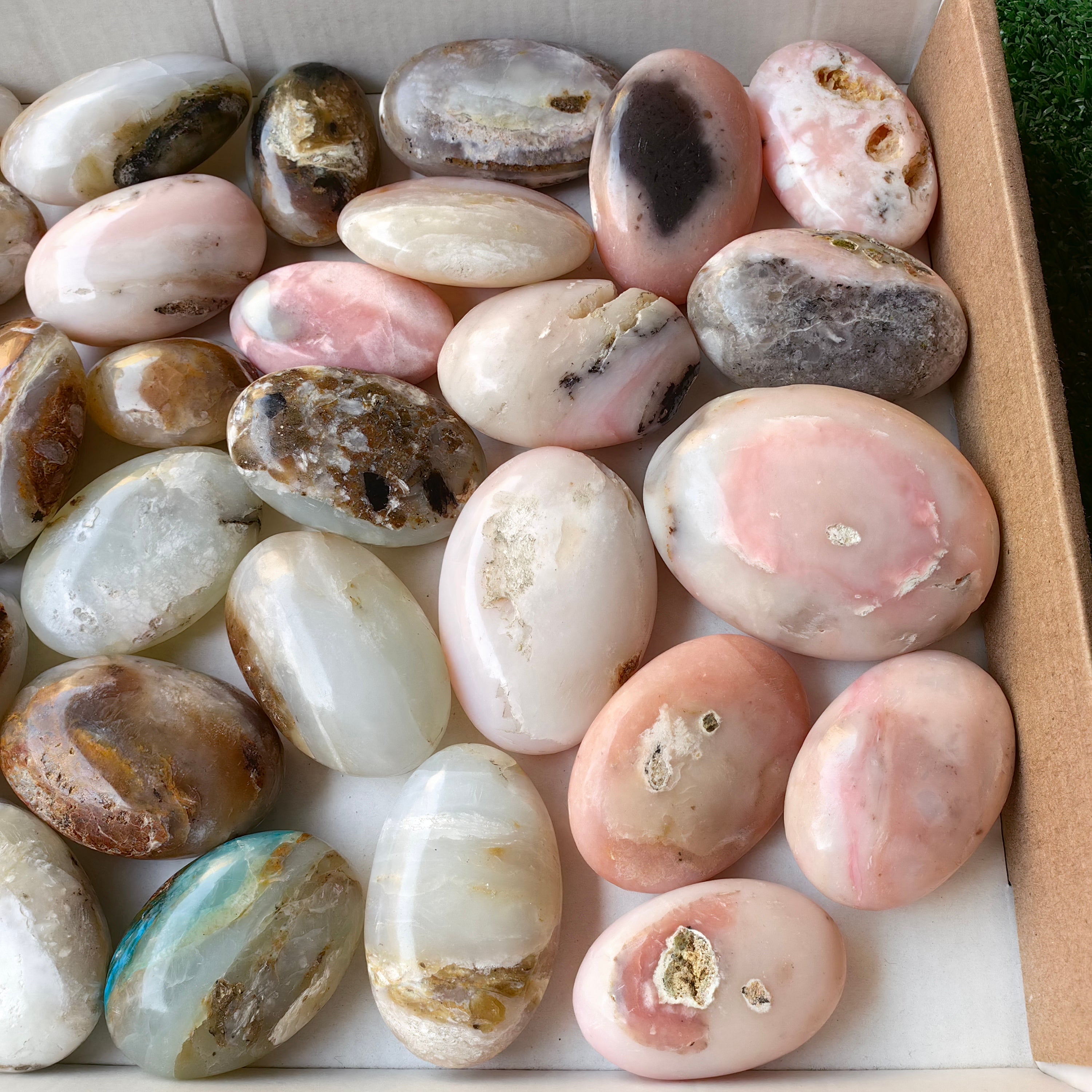35 pc pink opal & blue opal palms