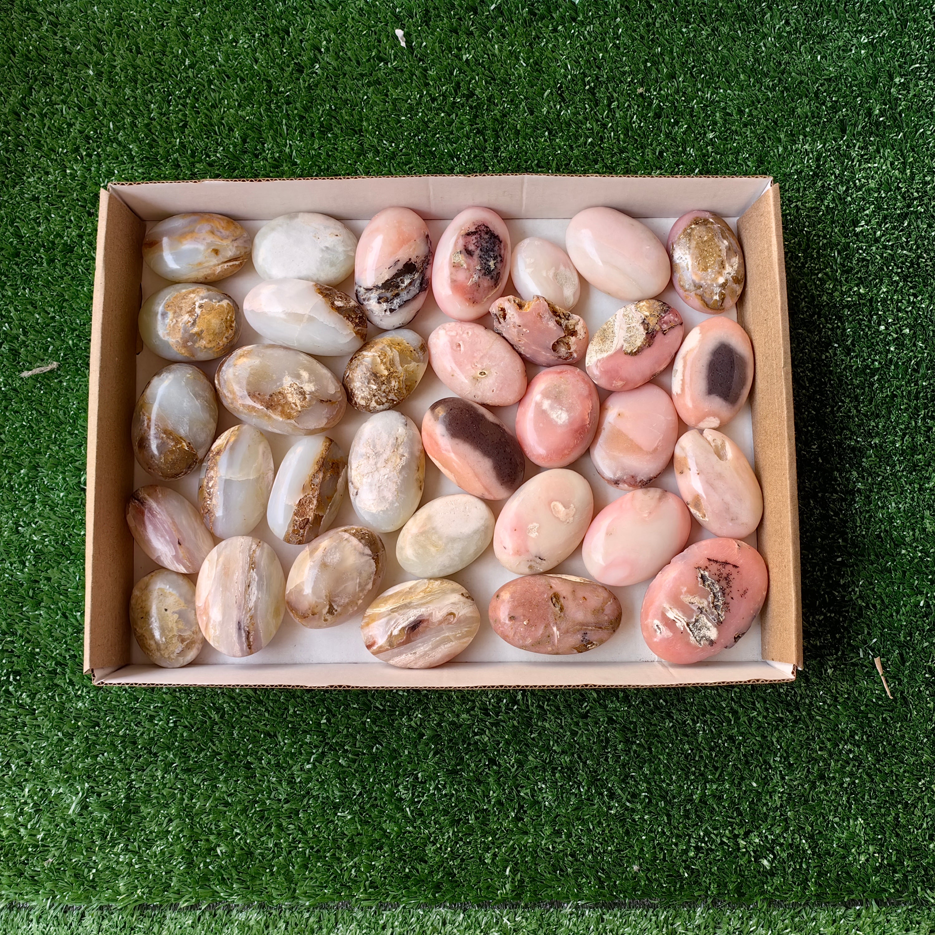 33 pc pink opal & blue opal palms