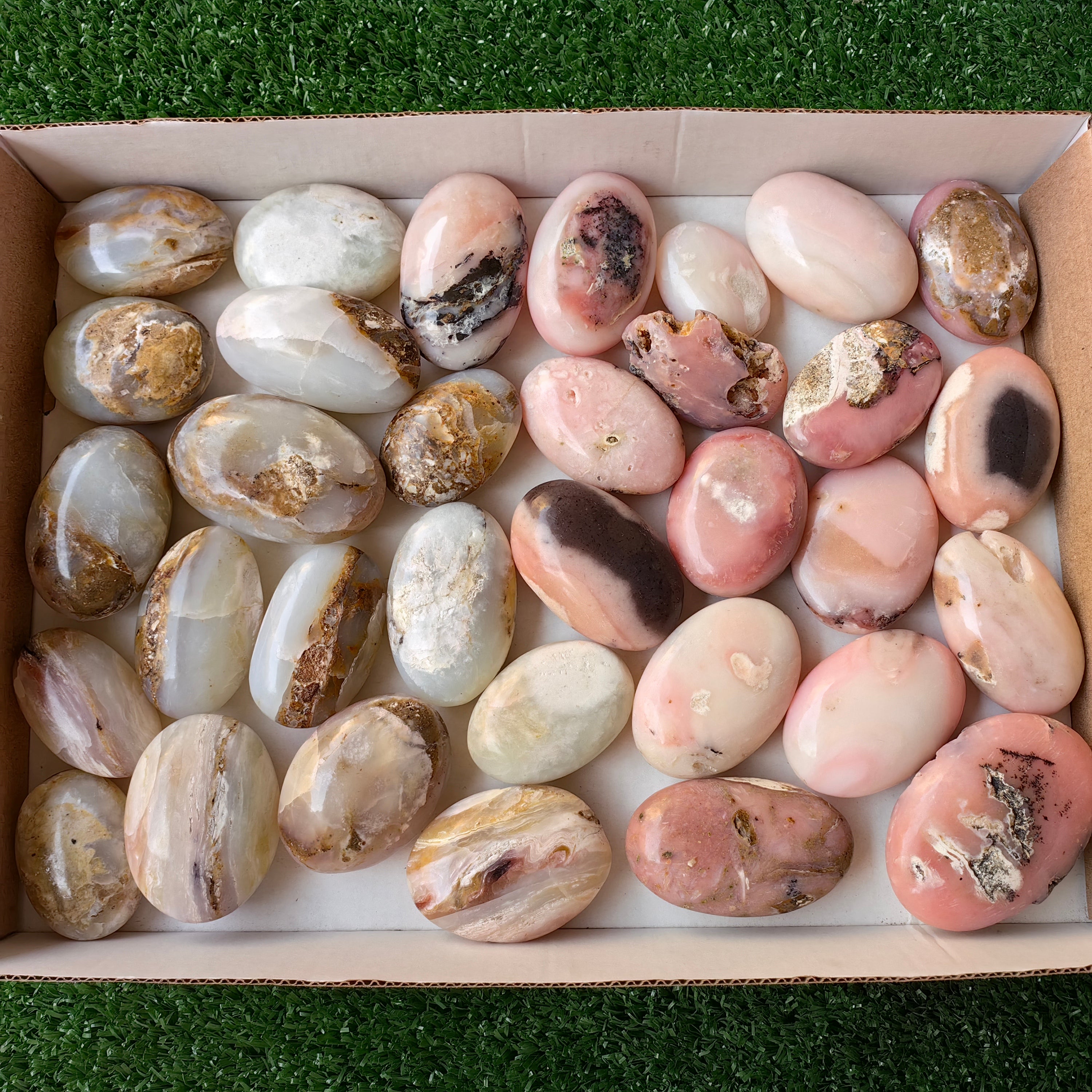 33 pc pink opal & blue opal palms