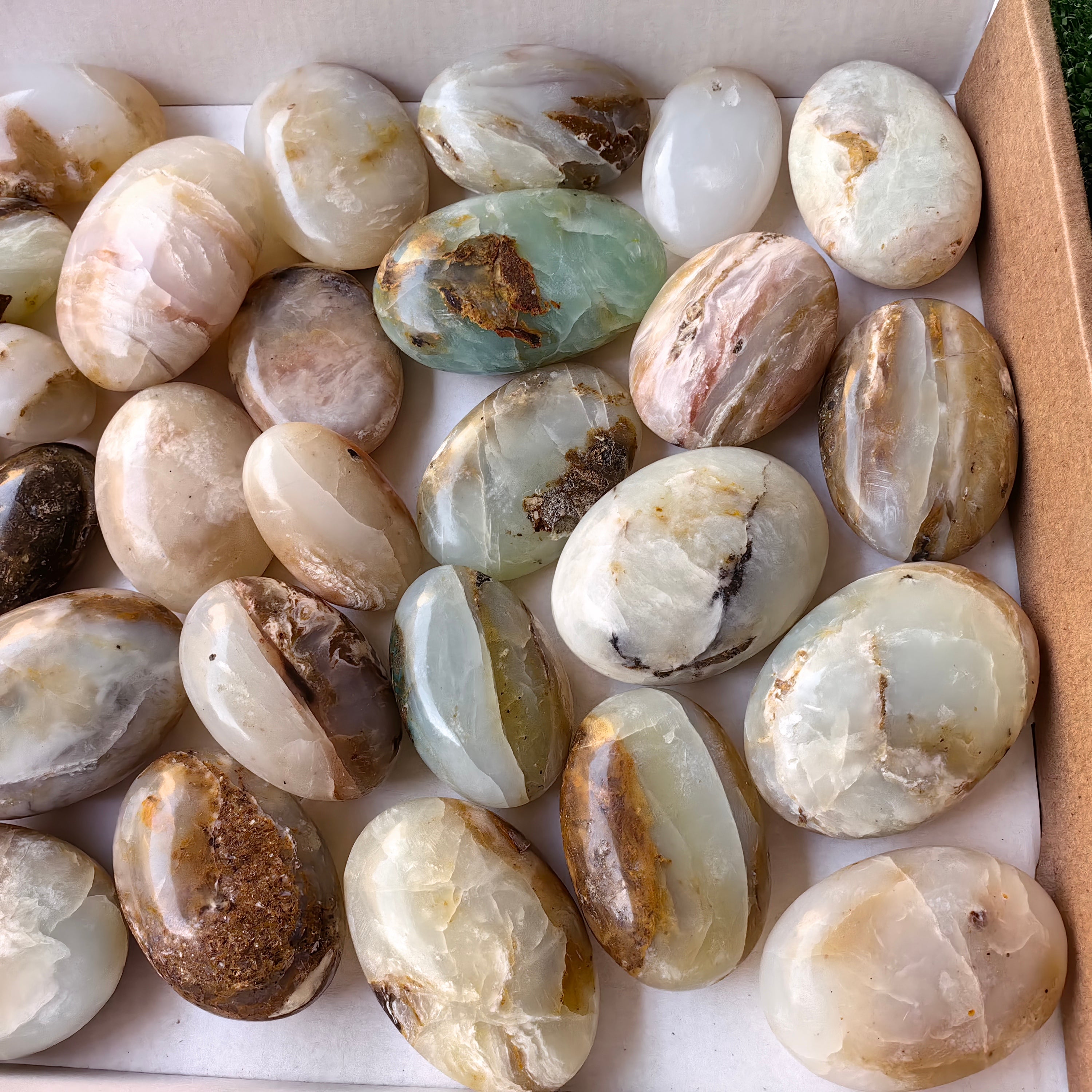 33 pc blue opal palms