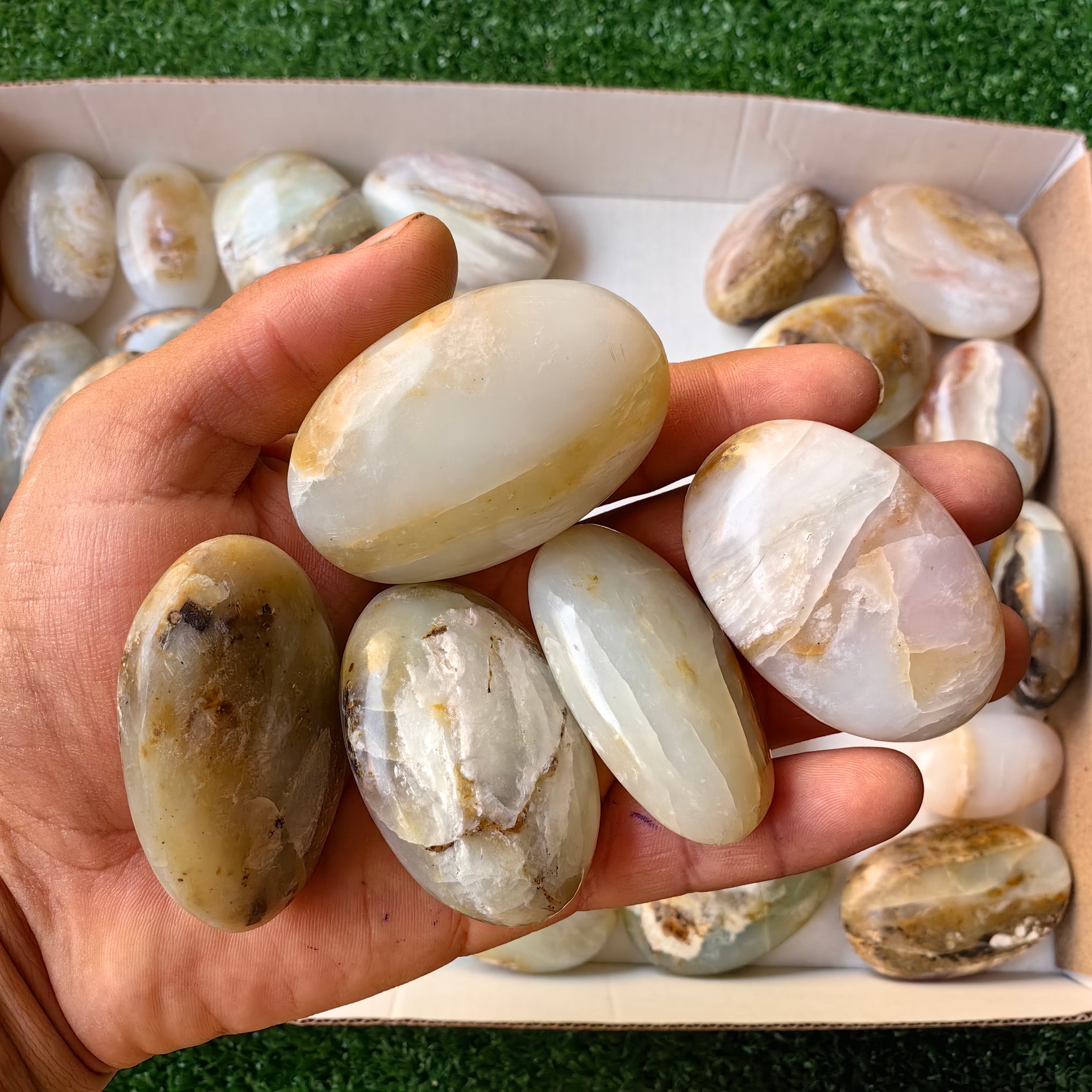 34 pc blue opal palms
