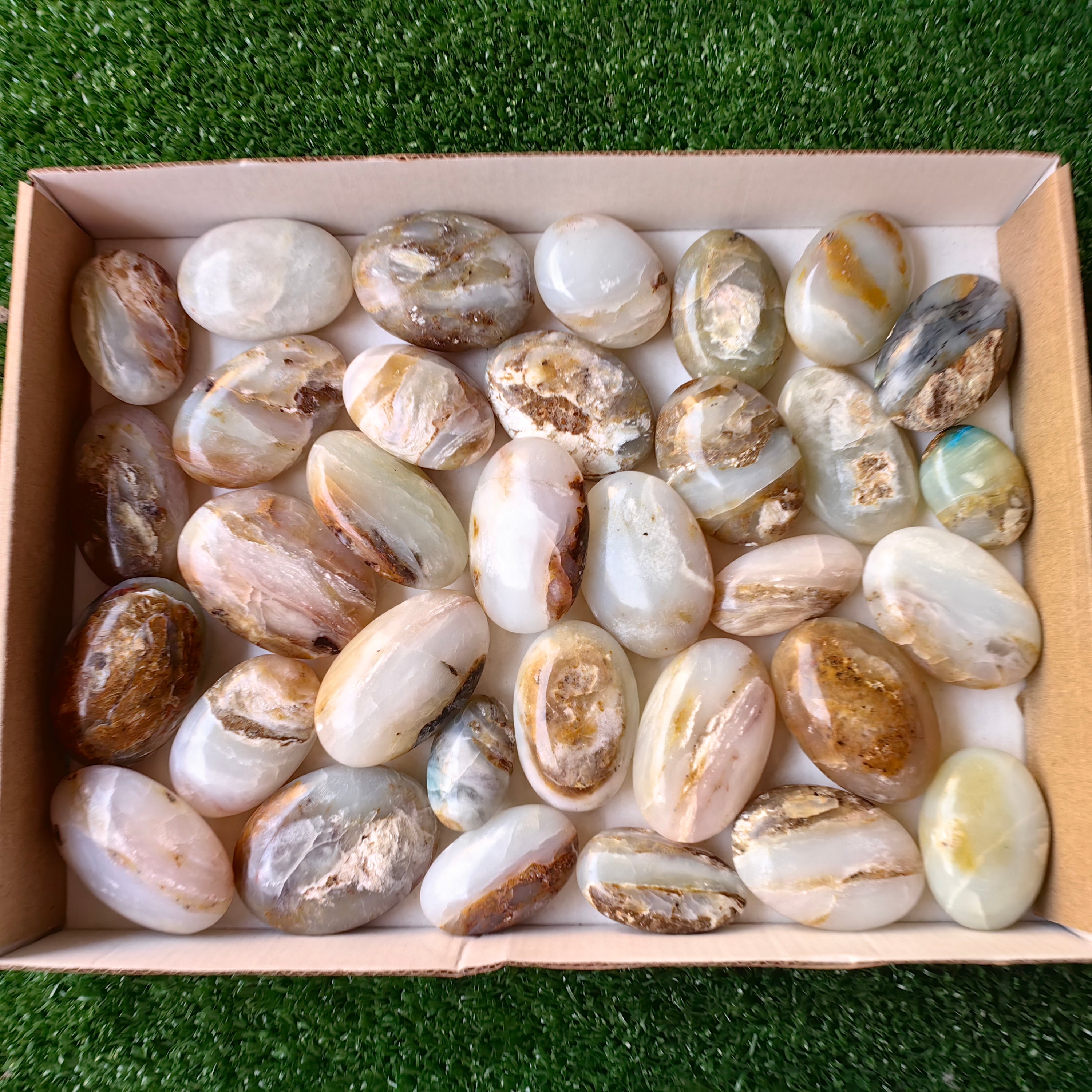 33 pc blue opal palms