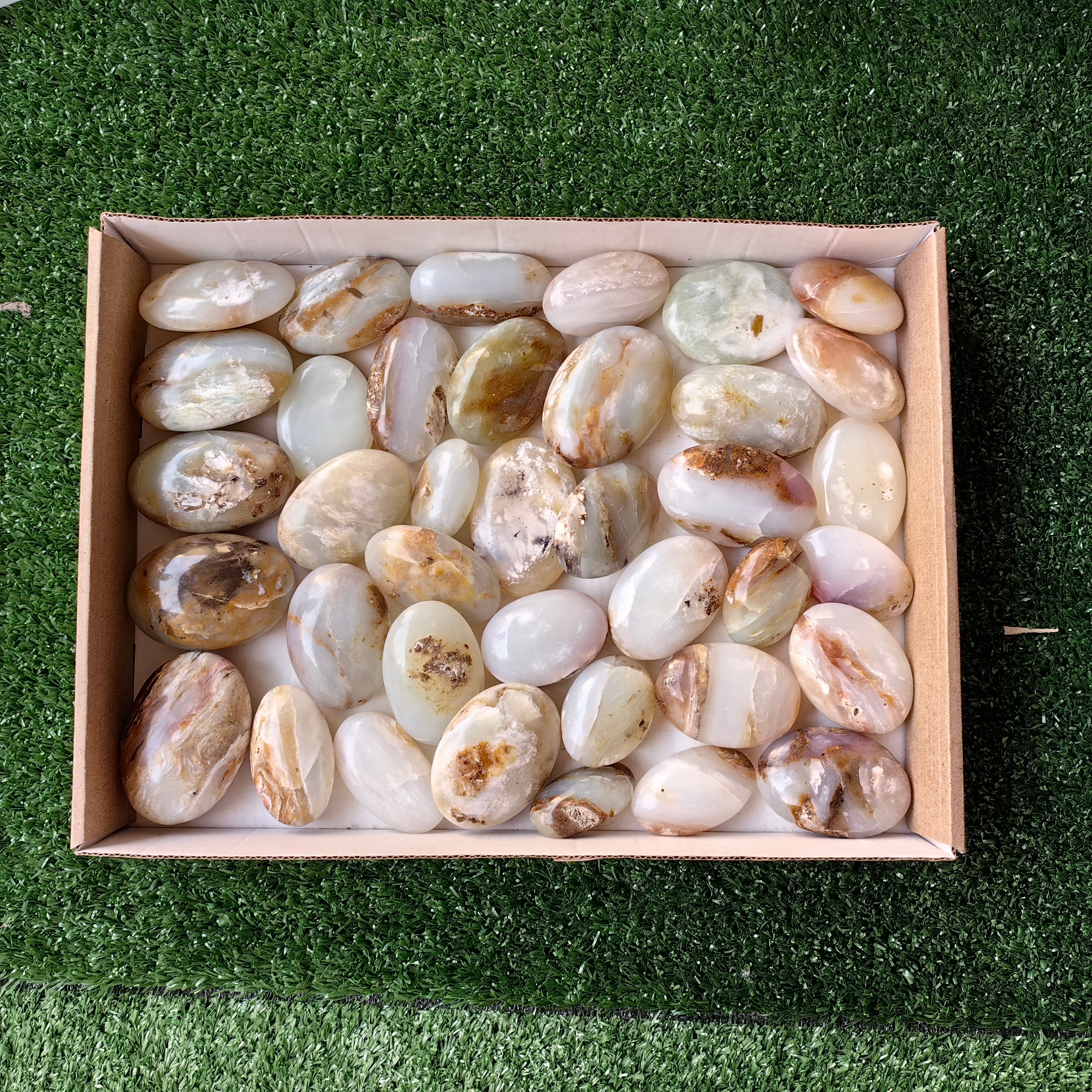 38 pc blue opal palms