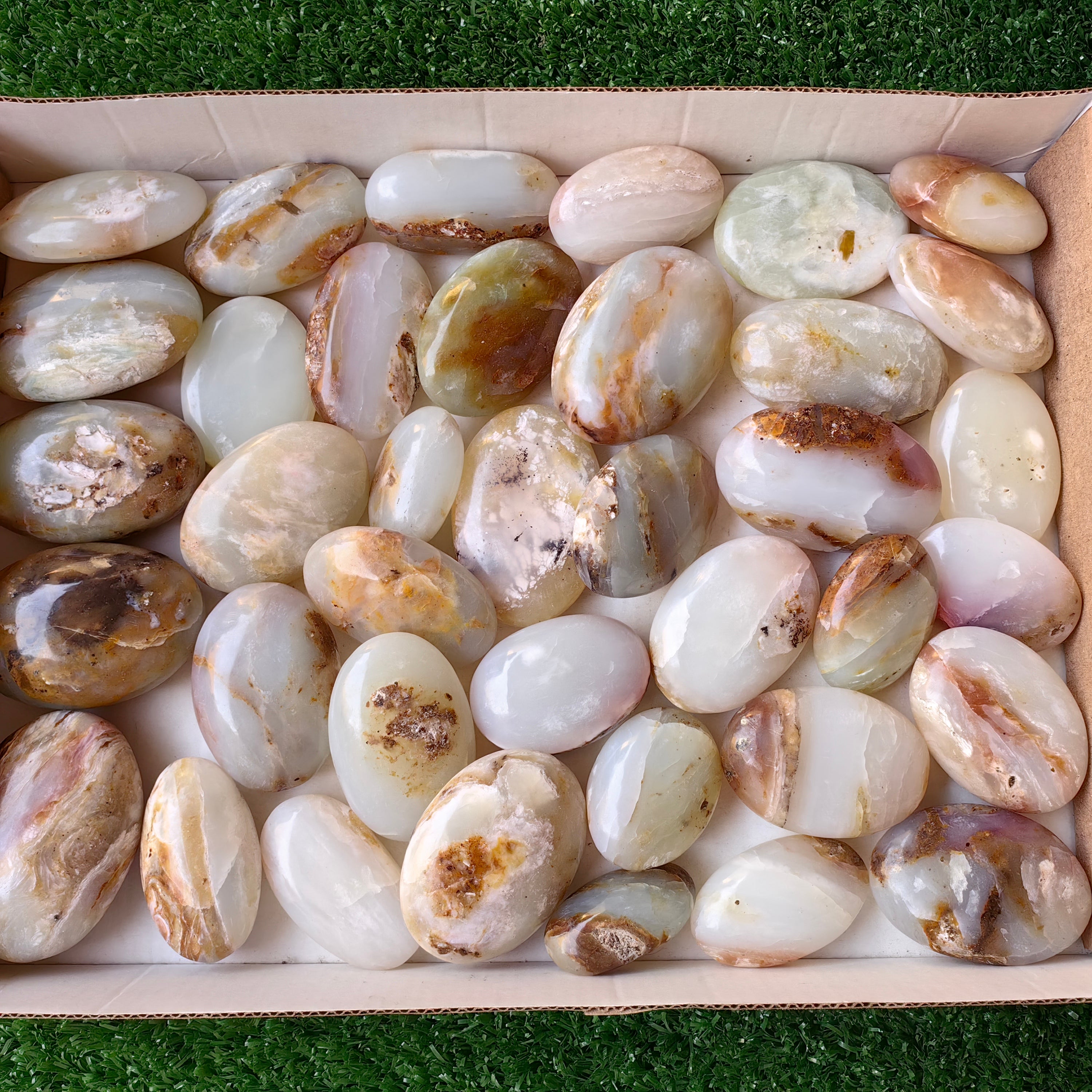 38 pc blue opal palms