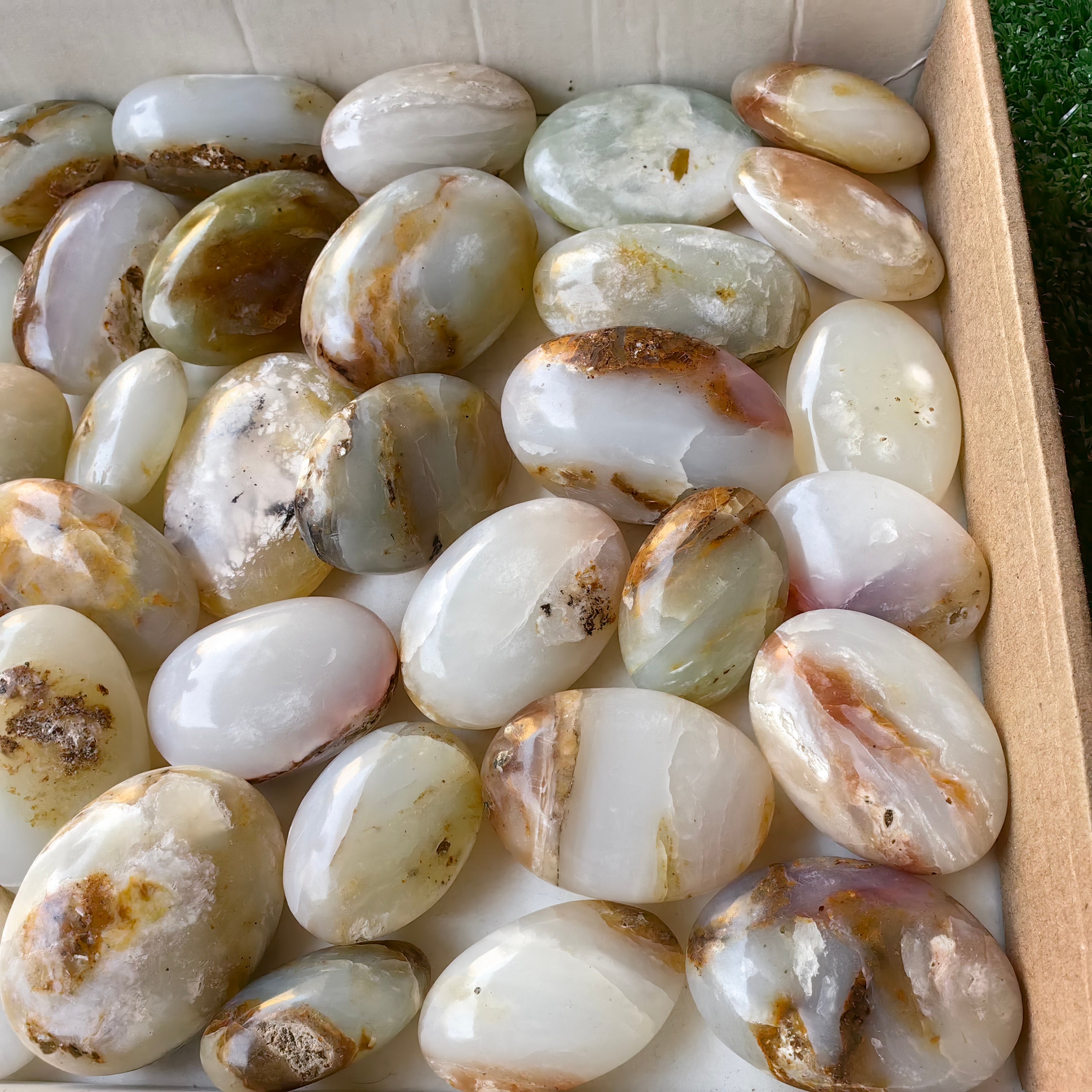 38 pc blue opal palms
