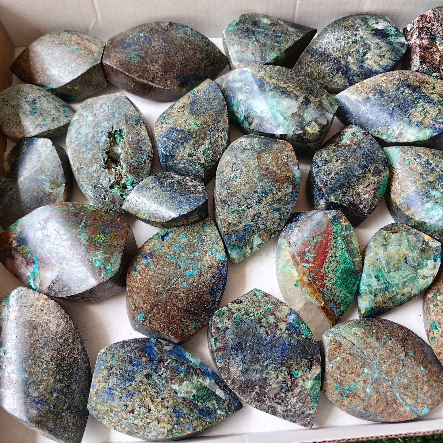 28 pc azurite flames