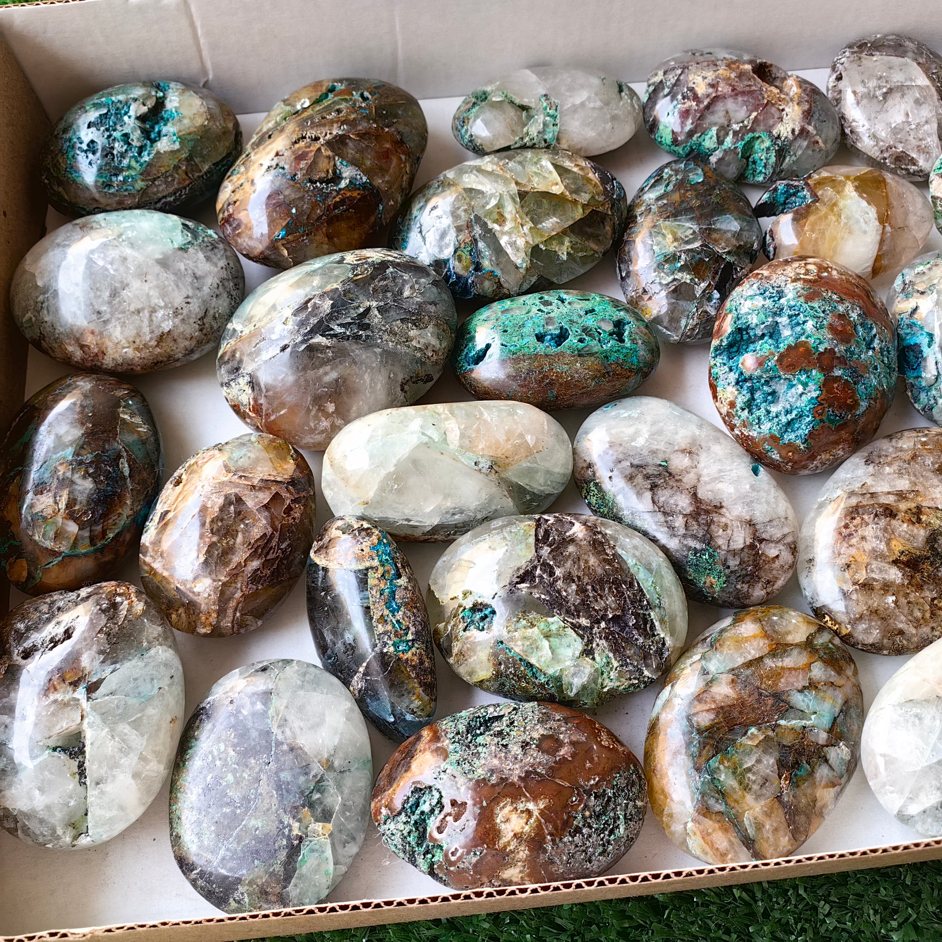 30 pc chrysocolla quartz palms