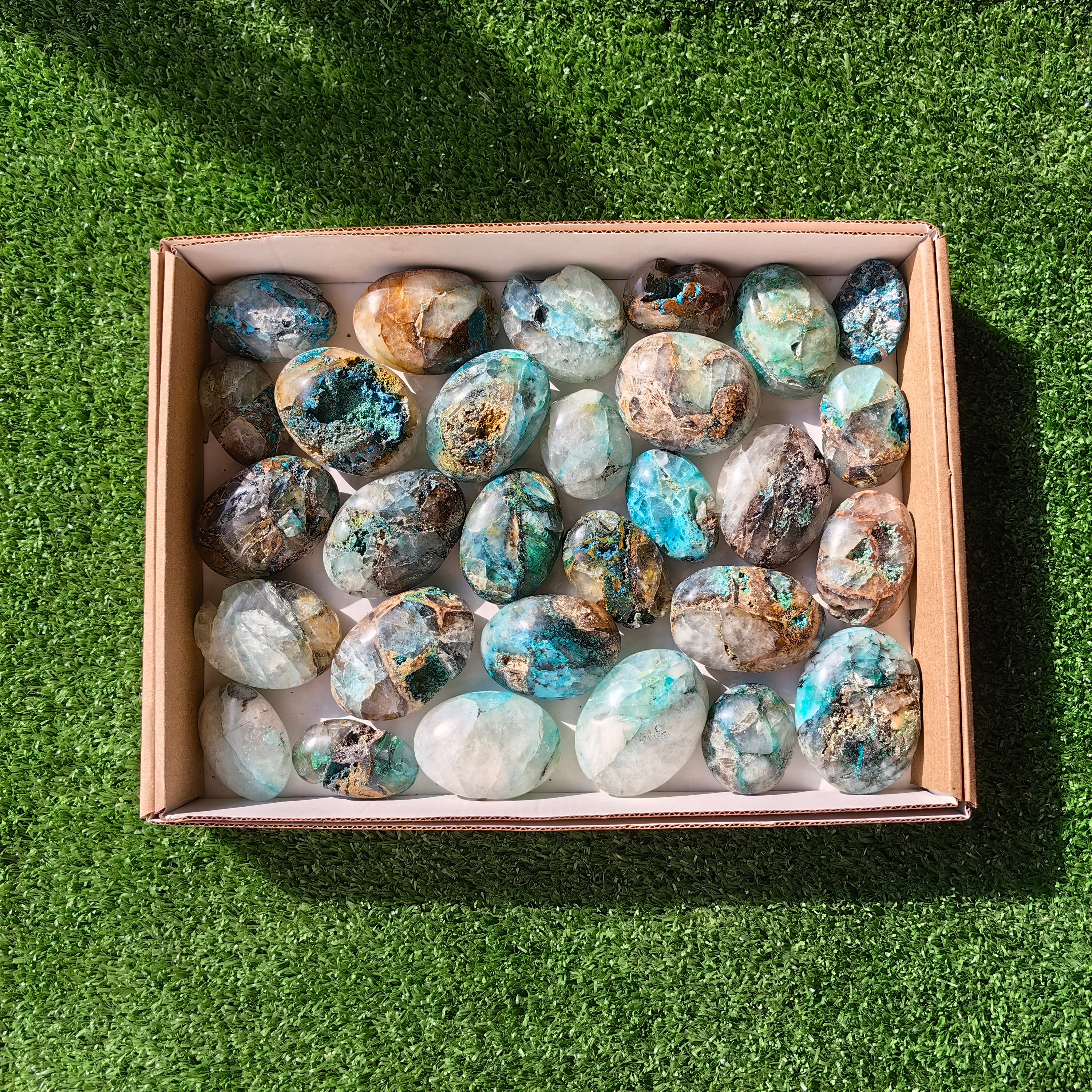 29 pc chrysocolla quartz palms