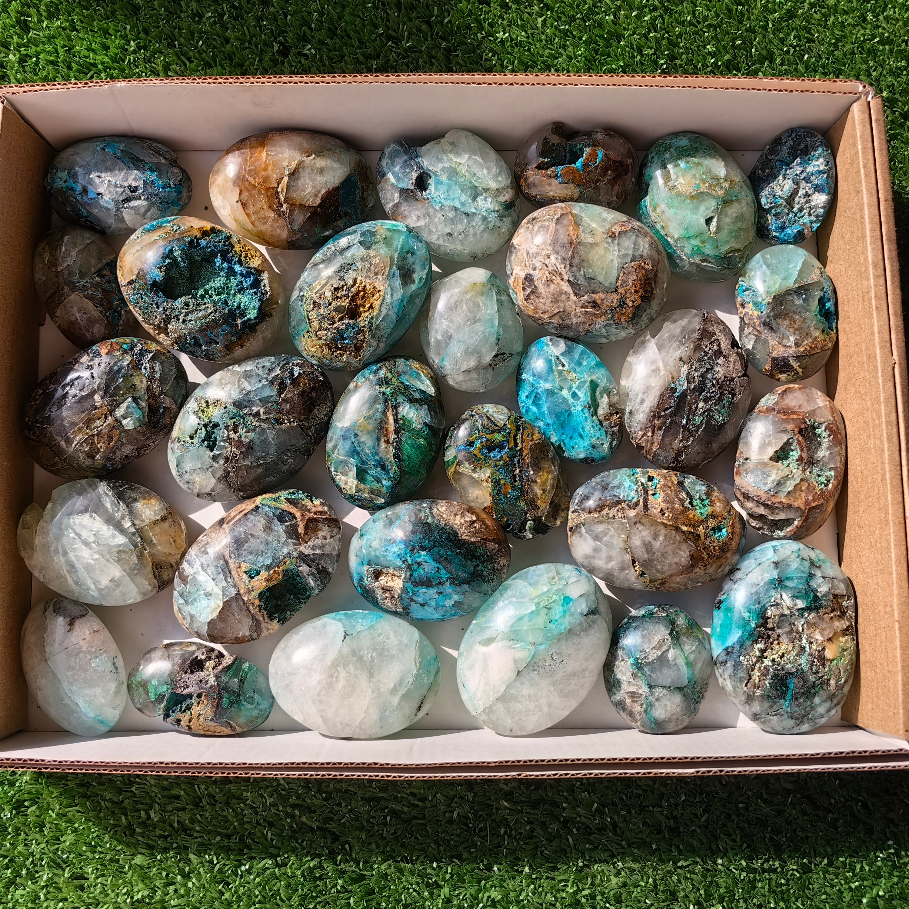 29 pc chrysocolla quartz palms