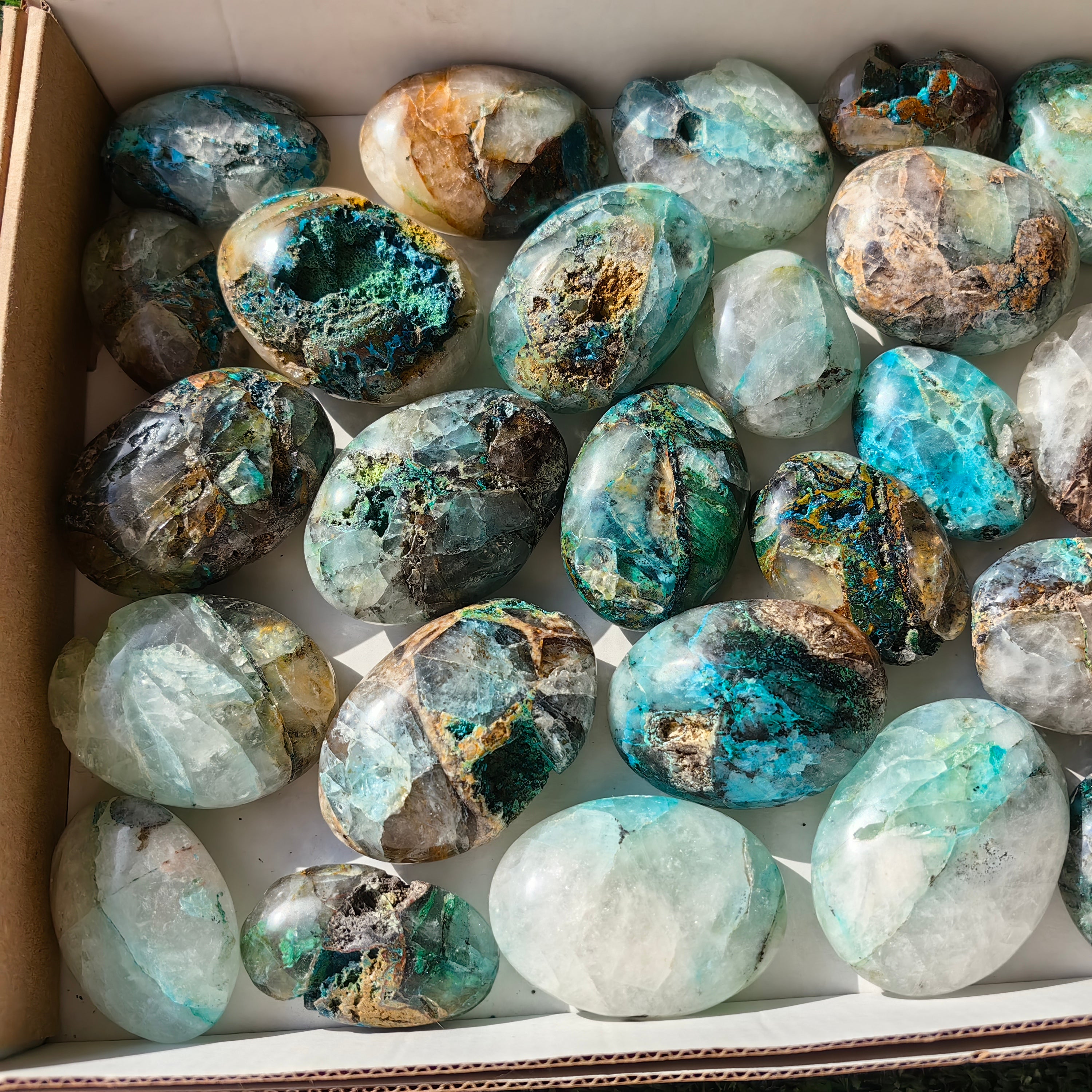 29 pc chrysocolla quartz palms