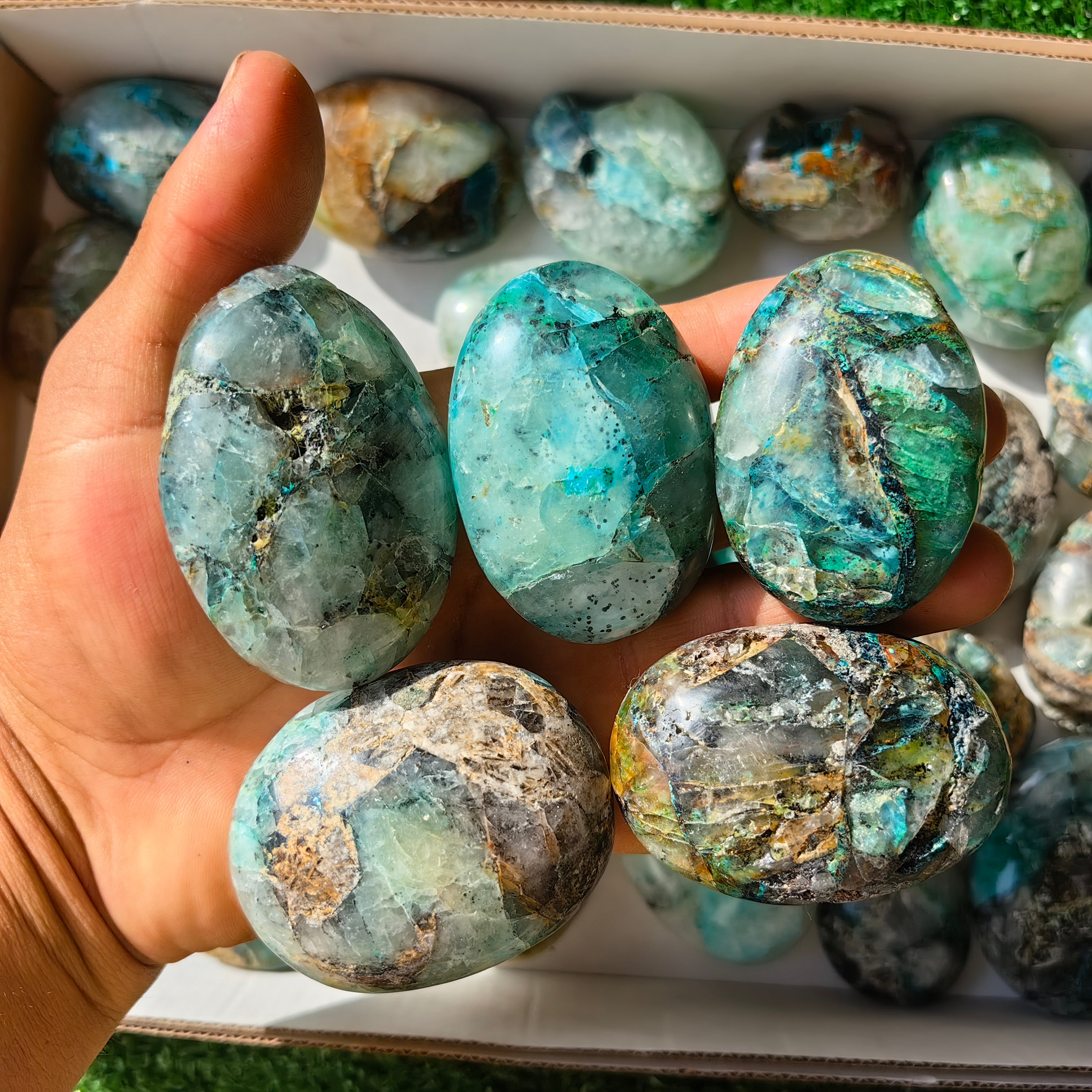 29 pc chrysocolla quartz palms