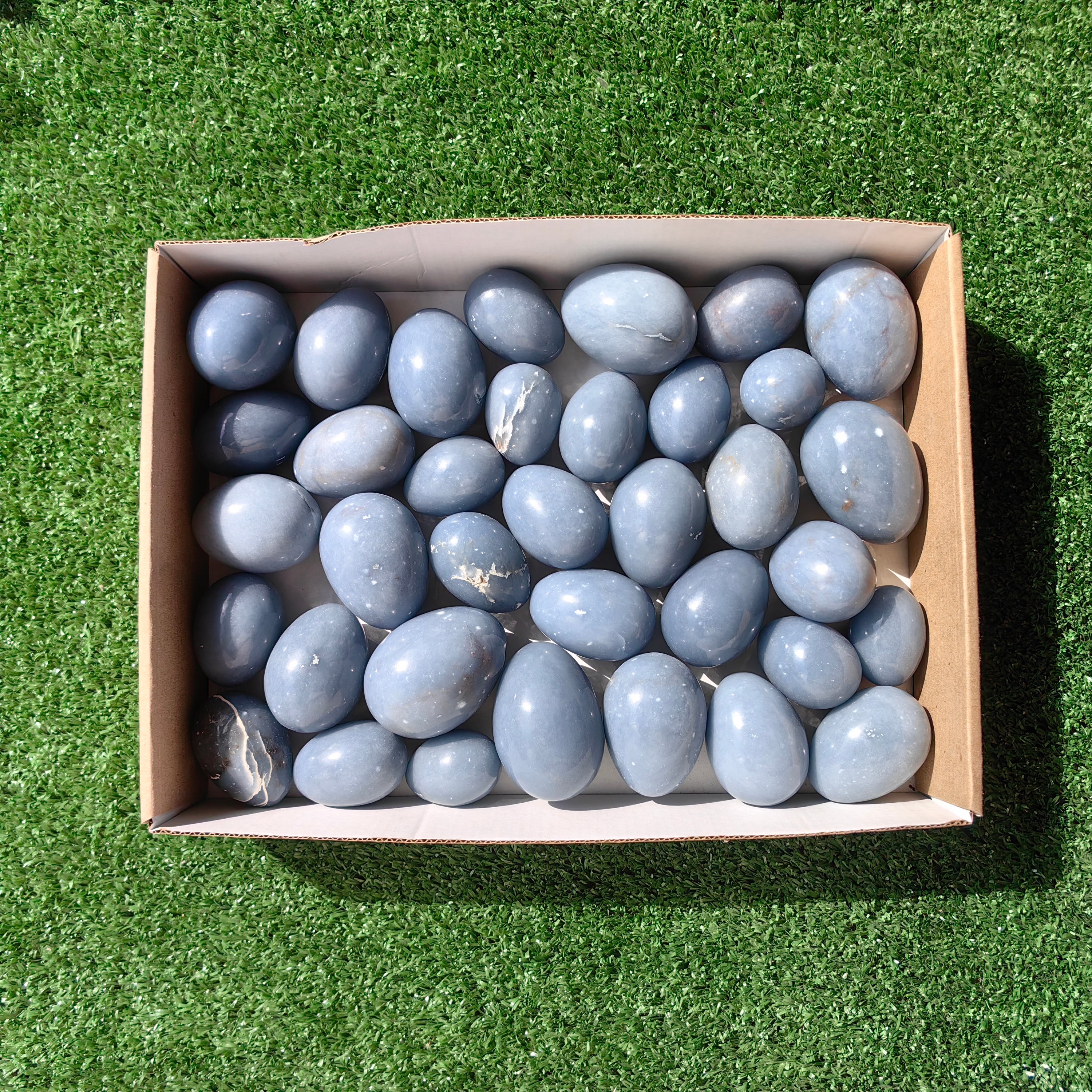 36 angelite hearts
