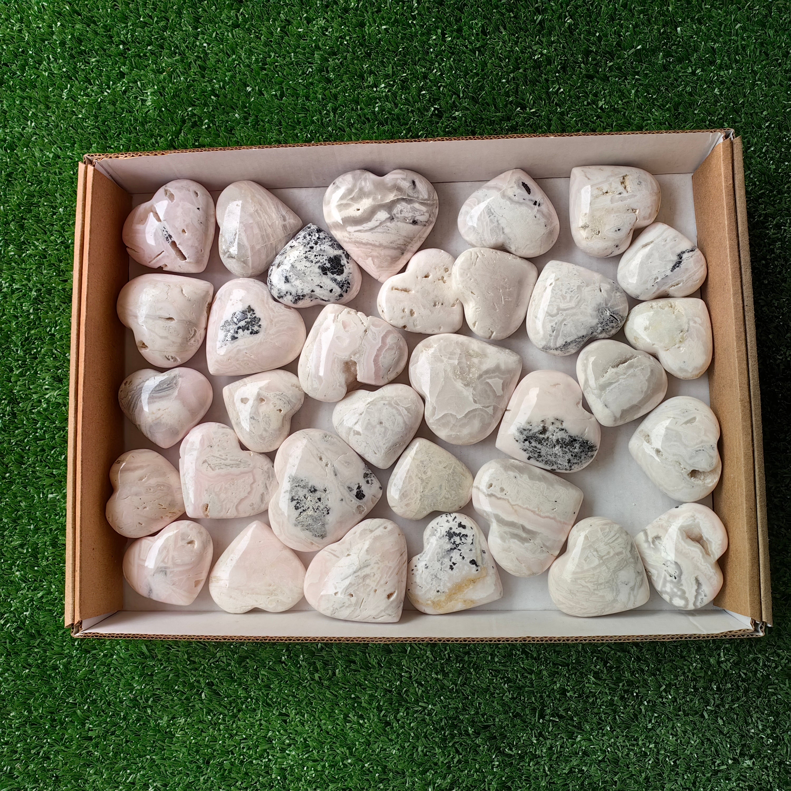 32 pc mangano calcite hearts