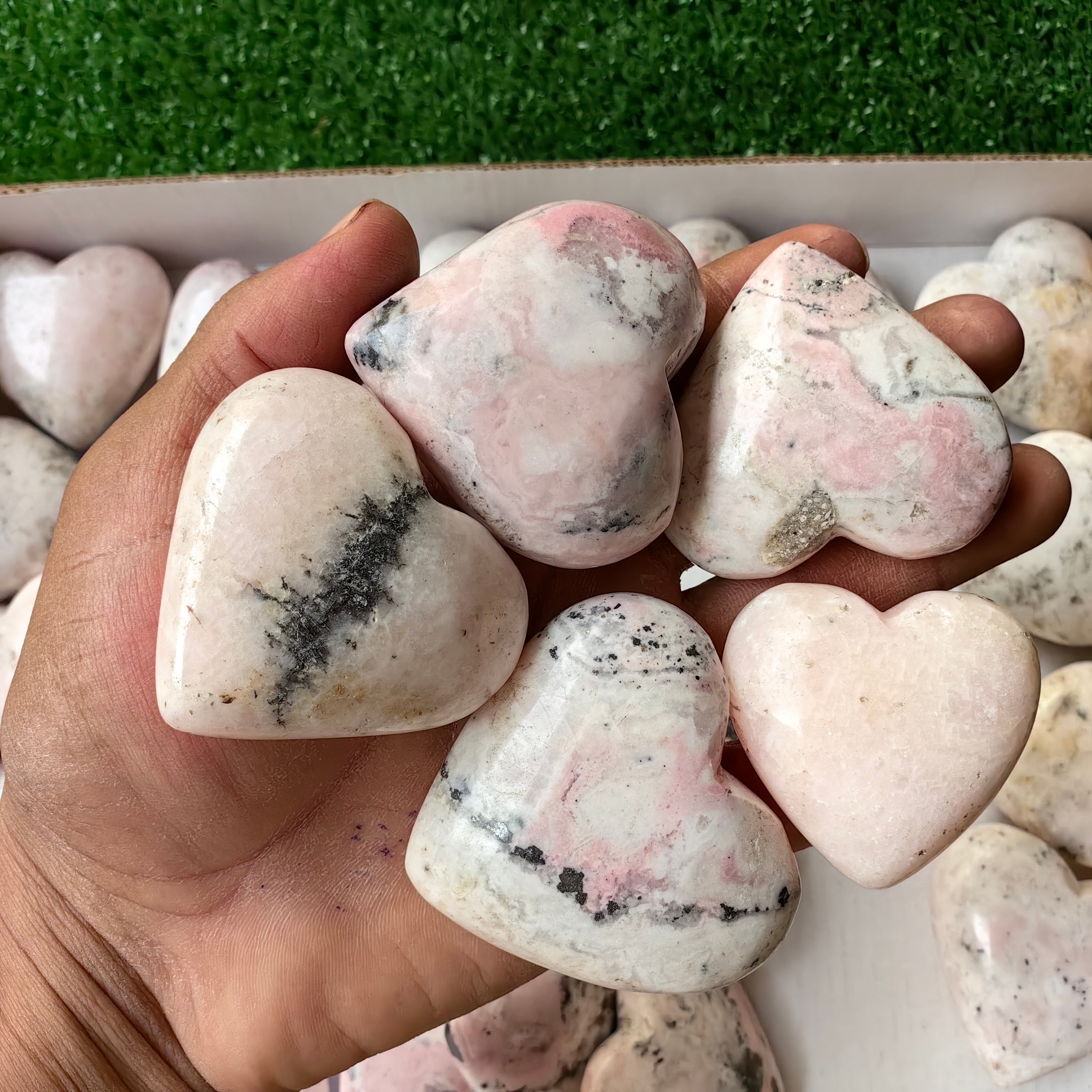 30 pc mangano calcite with rhodonite hearts