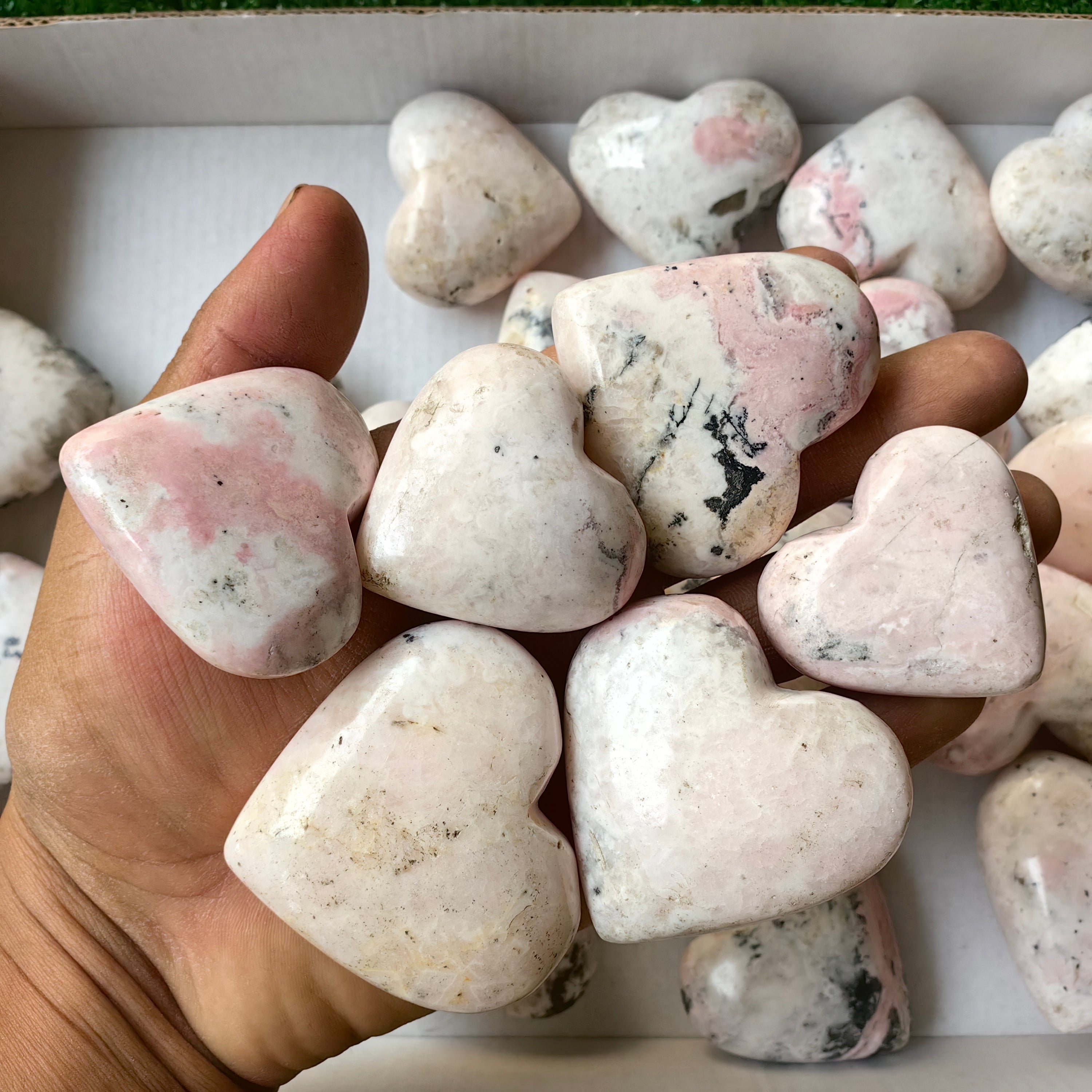 30 pc mangano calcite with rhodonite hearts