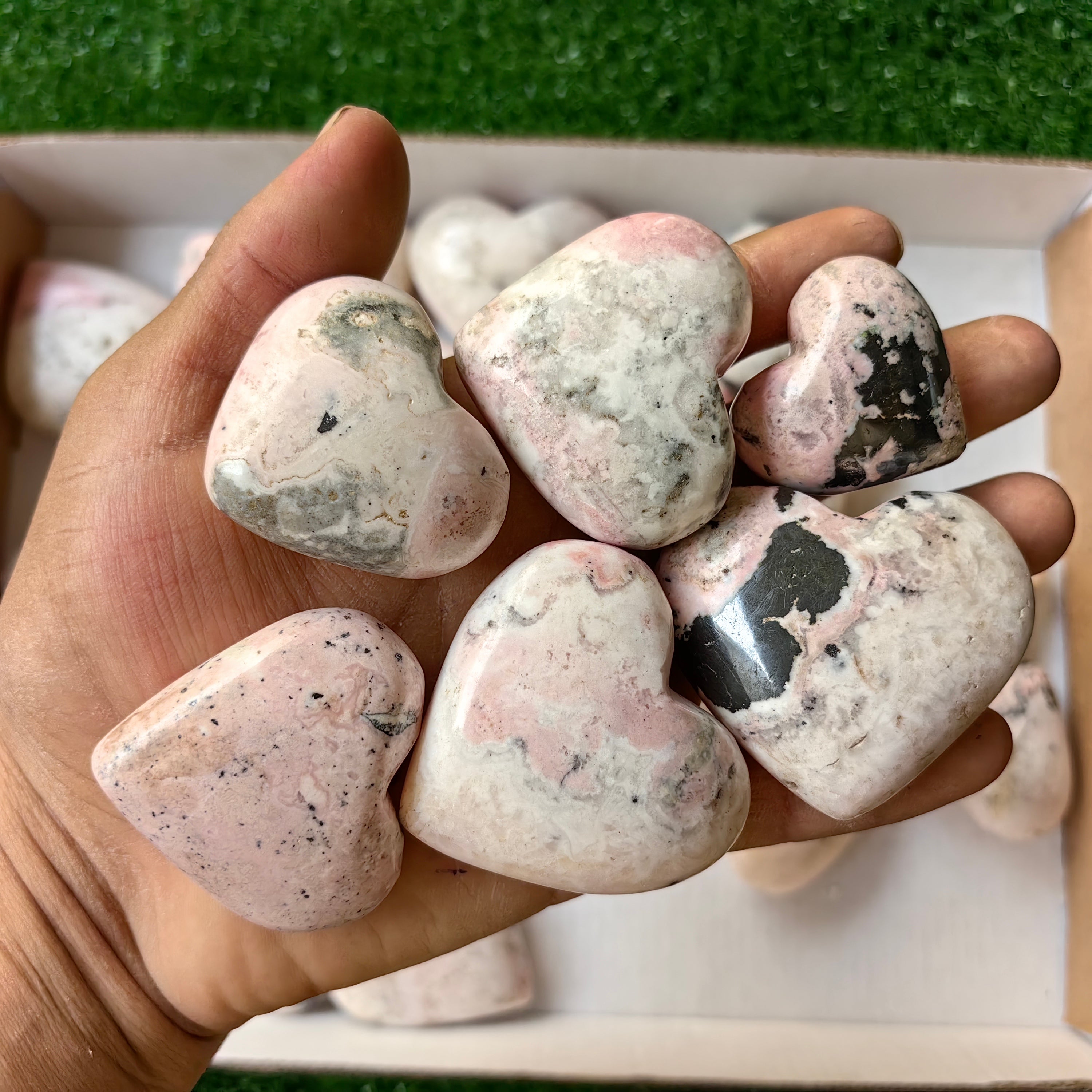 33 pc mangano calcite with rhodonite hearts