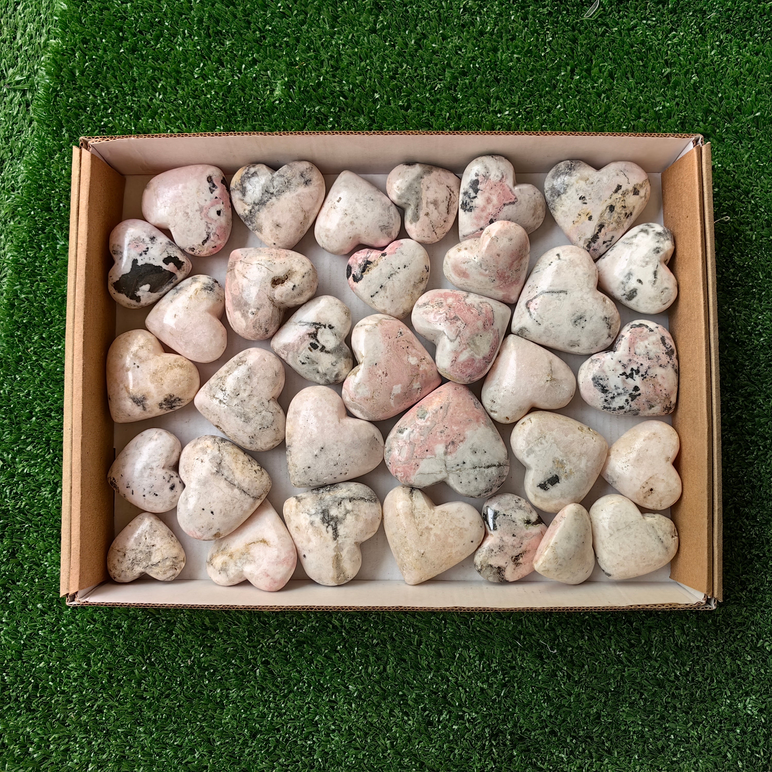 33 pc mangano calcite with rhodonite hearts