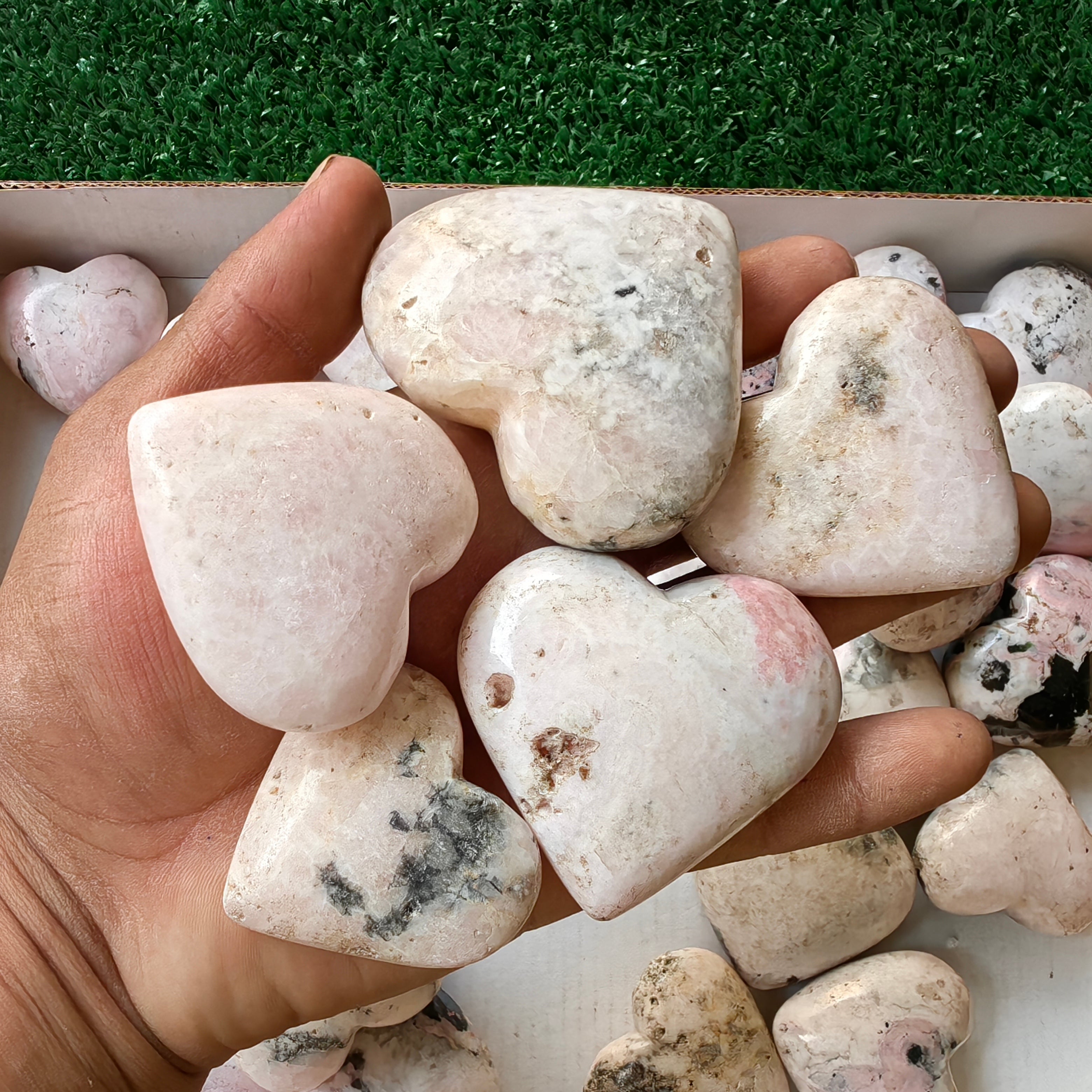 31 pc mangano calcite with rhodonite hearts
