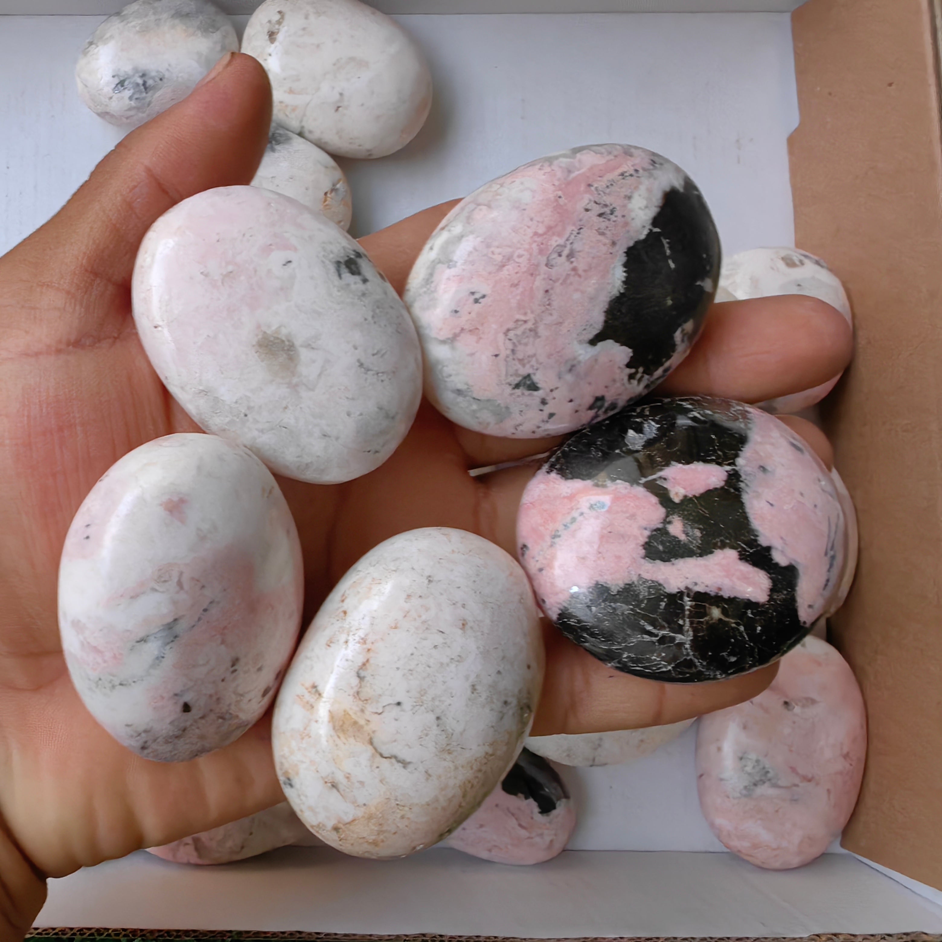34 pc mangano calcite with rhodonite palms