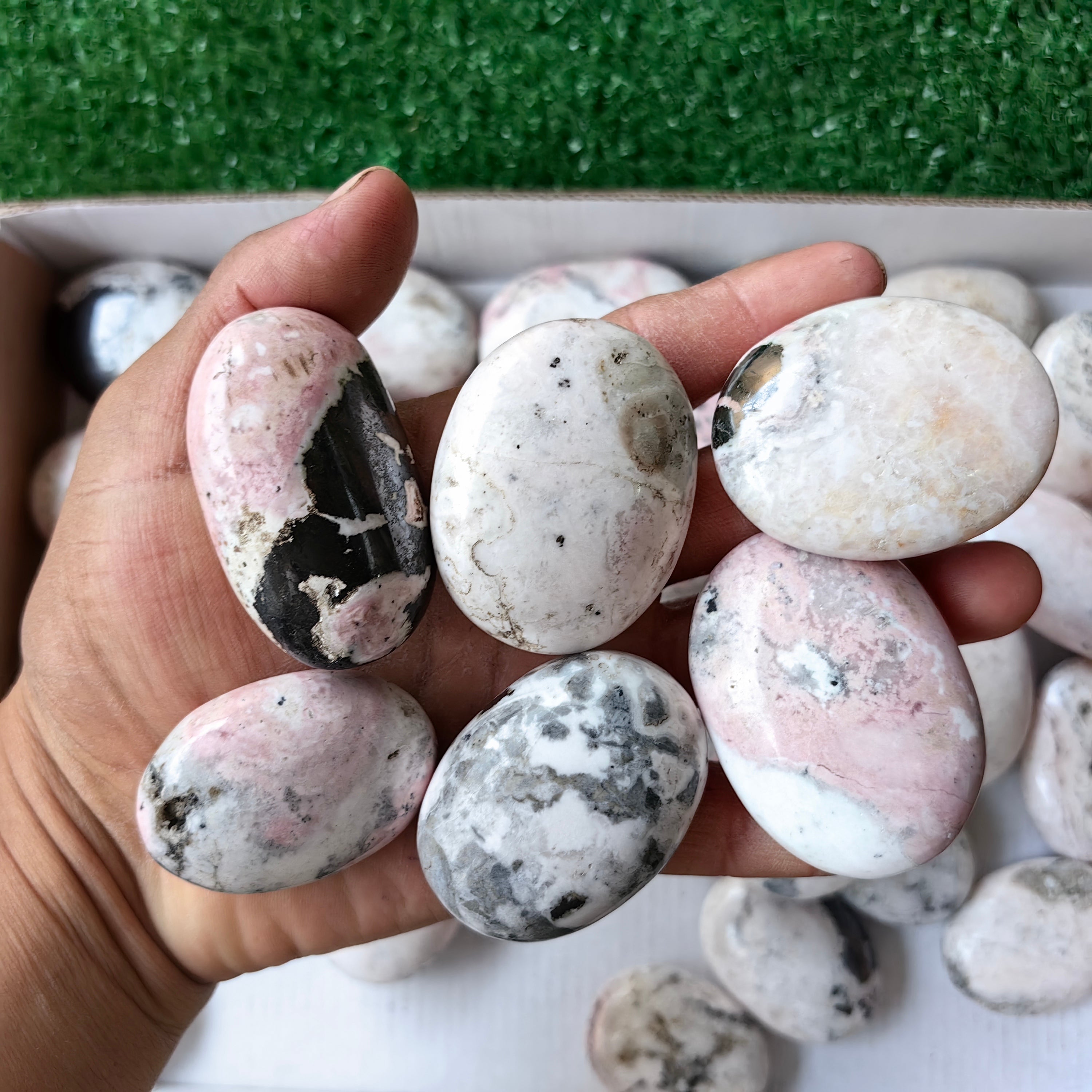 34 pc mangano calcite with rhodonite palms