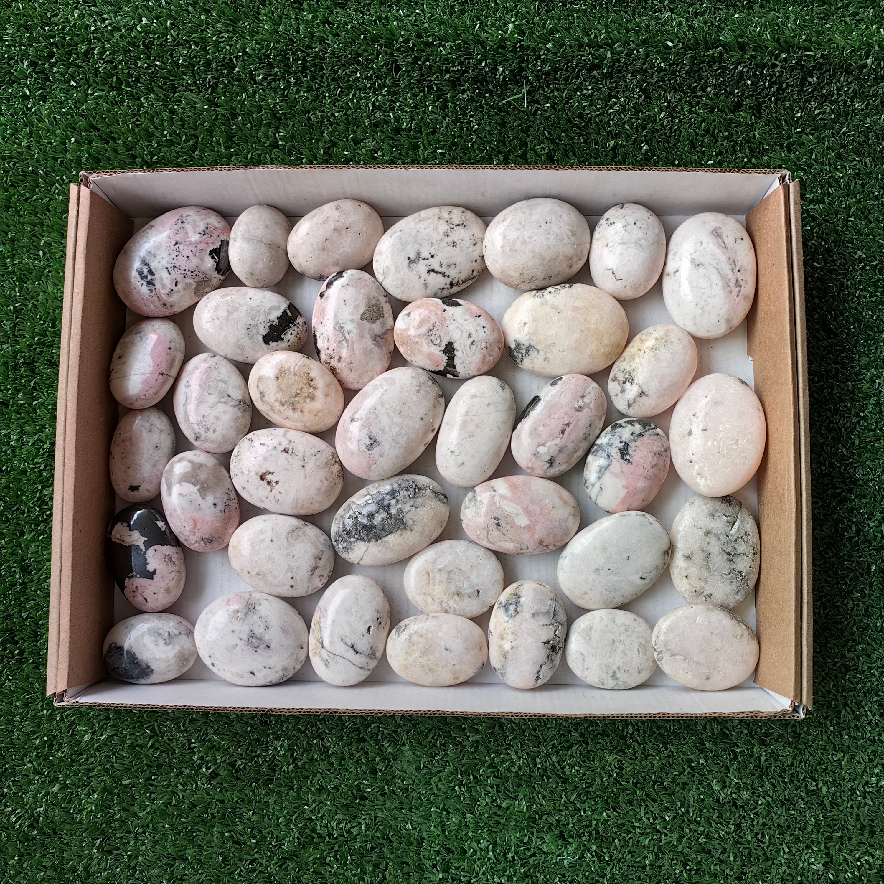 37 pc mangano calcite with rhodonite palms