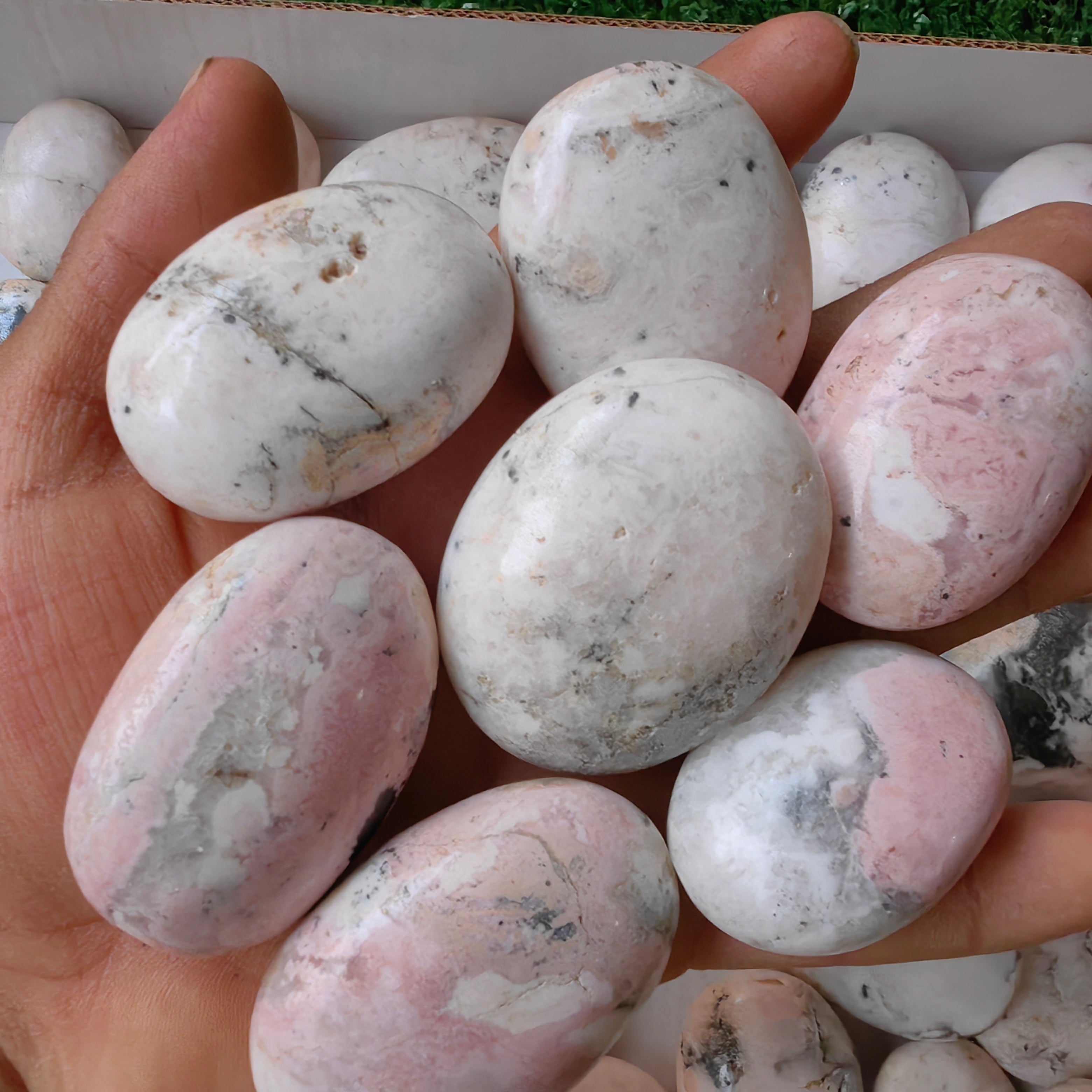 37 pc mangano calcite with rhodonite palms