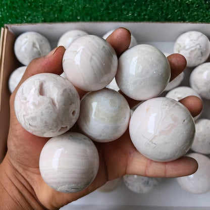 31 pc mangano calcite spheres