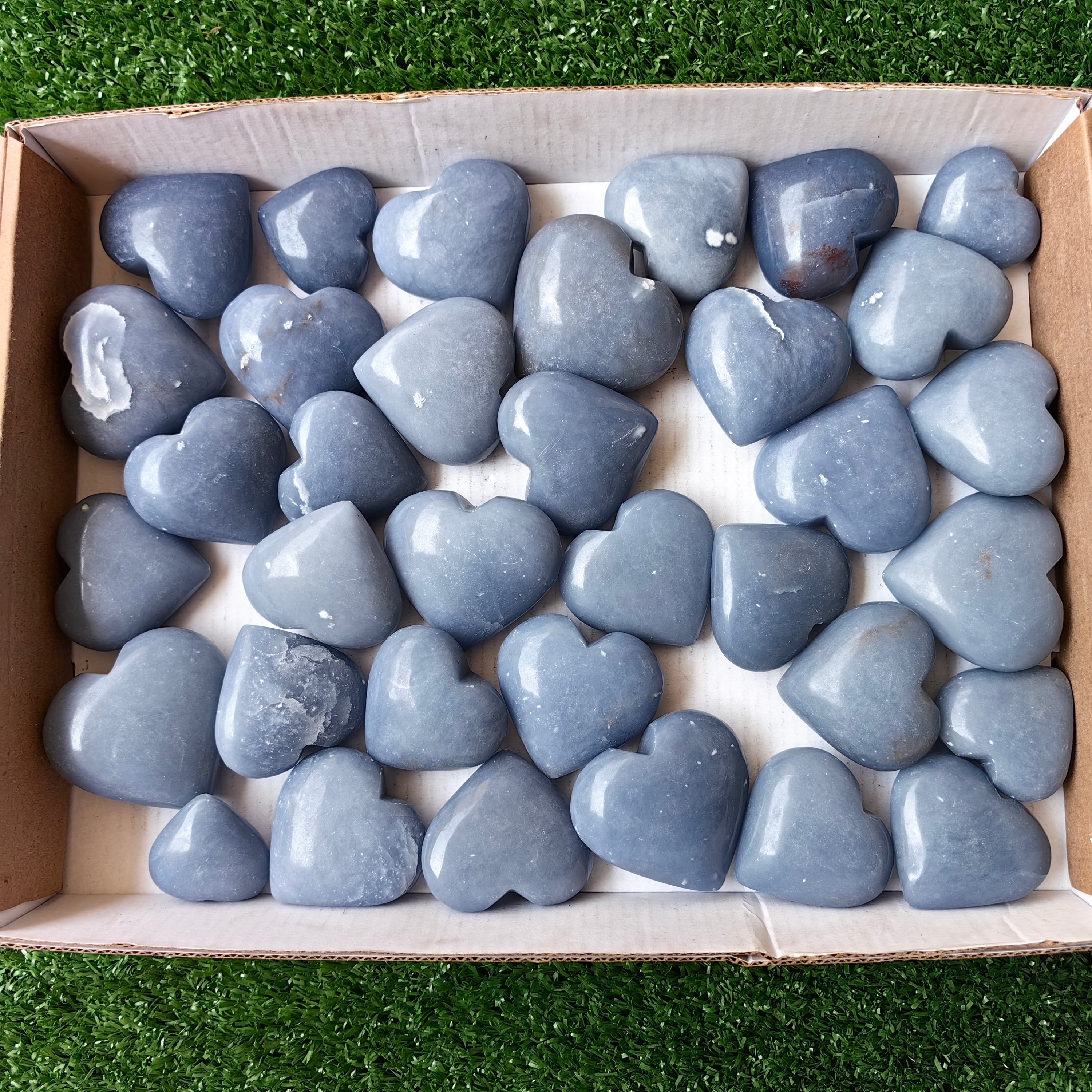 35 pc angelite hearts