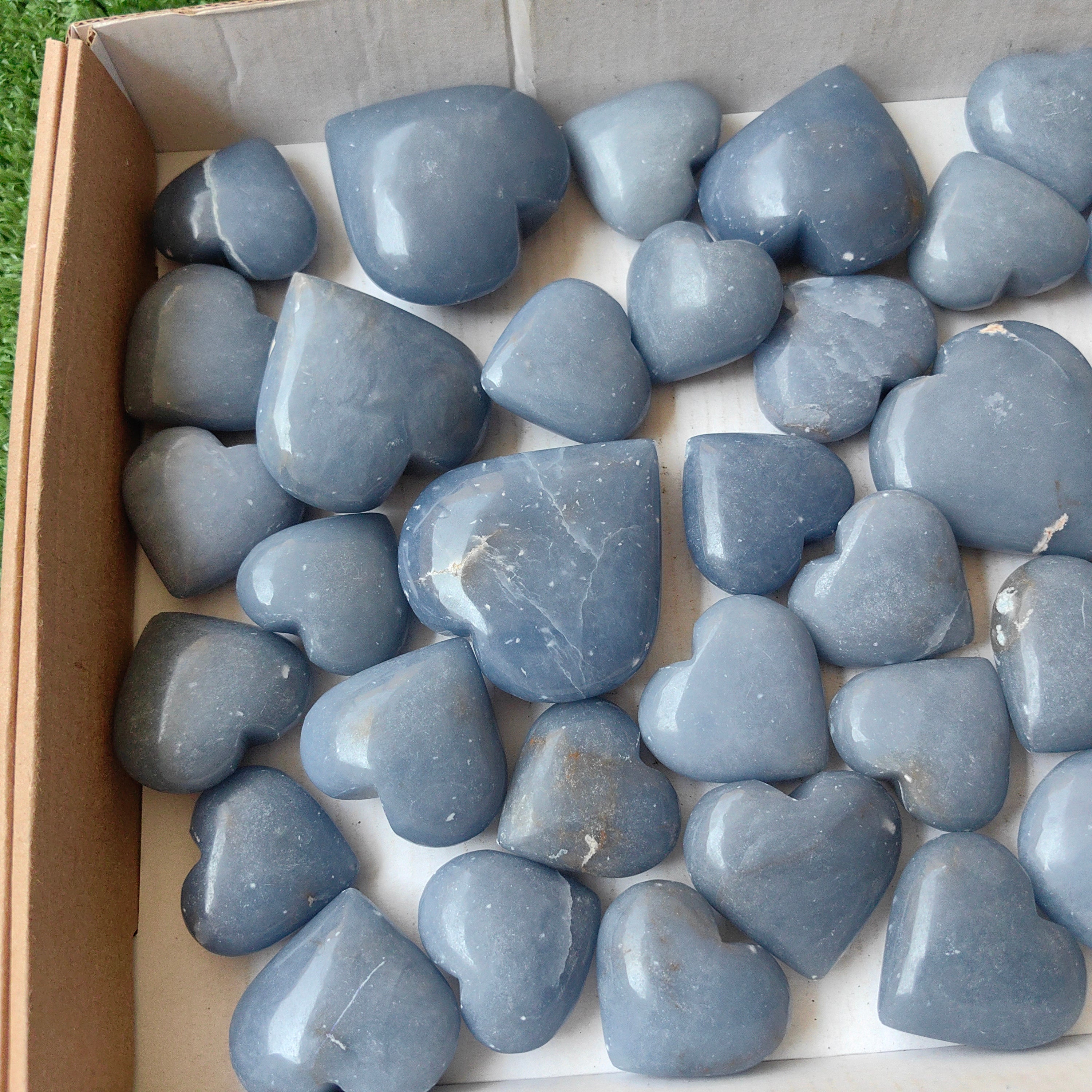 39 pc angelite hearts