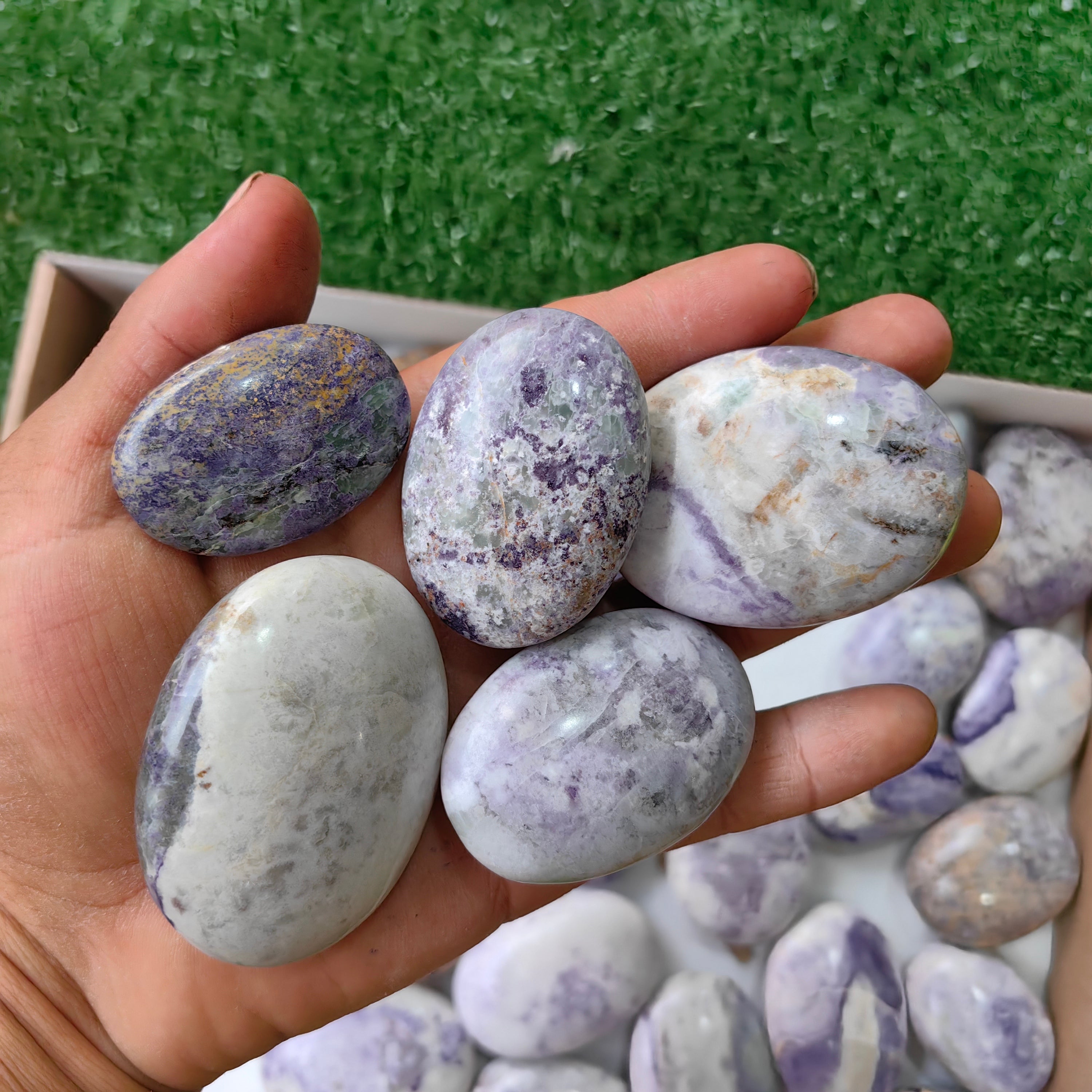 38 pc bolivianite palm