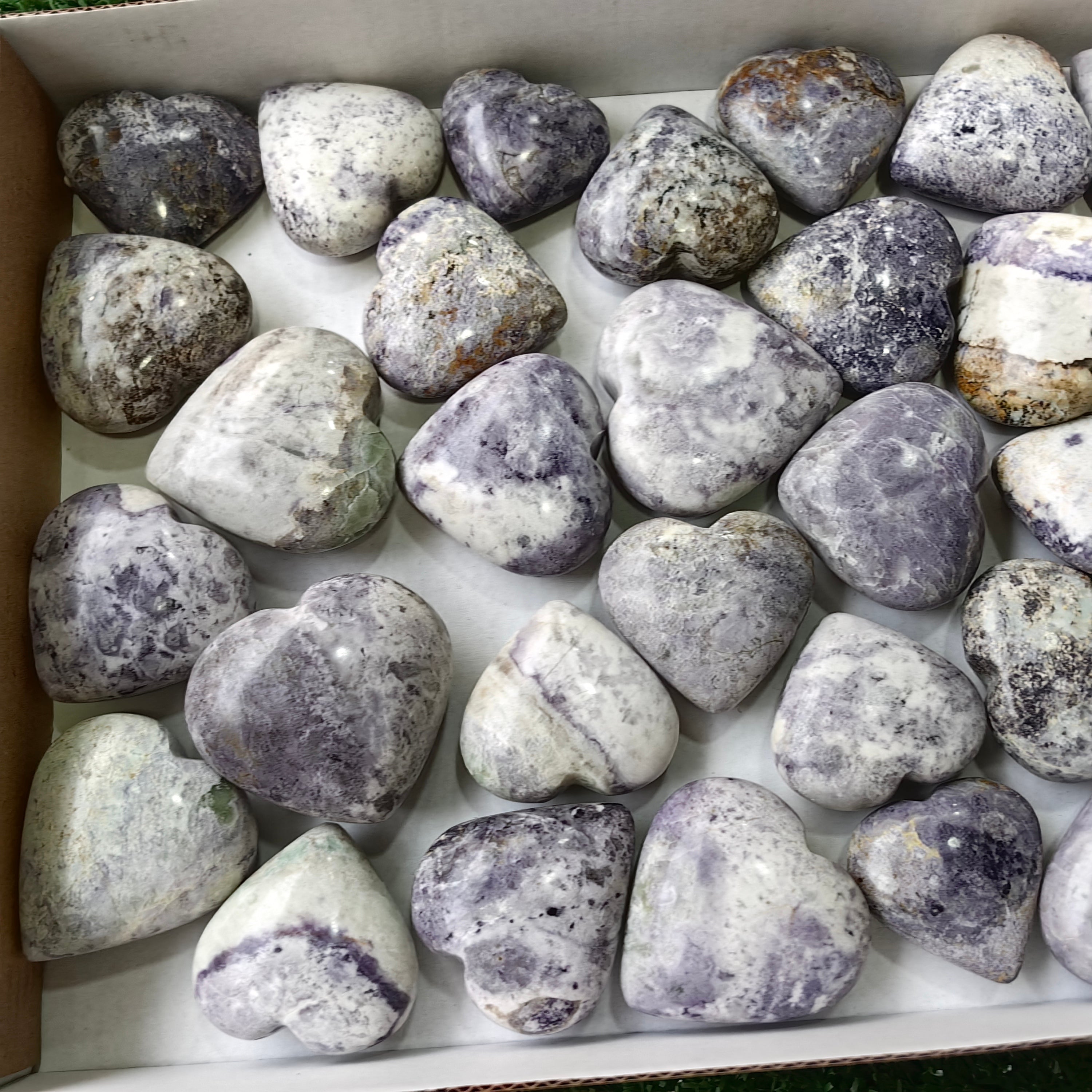 32 pc bolivianite hearts