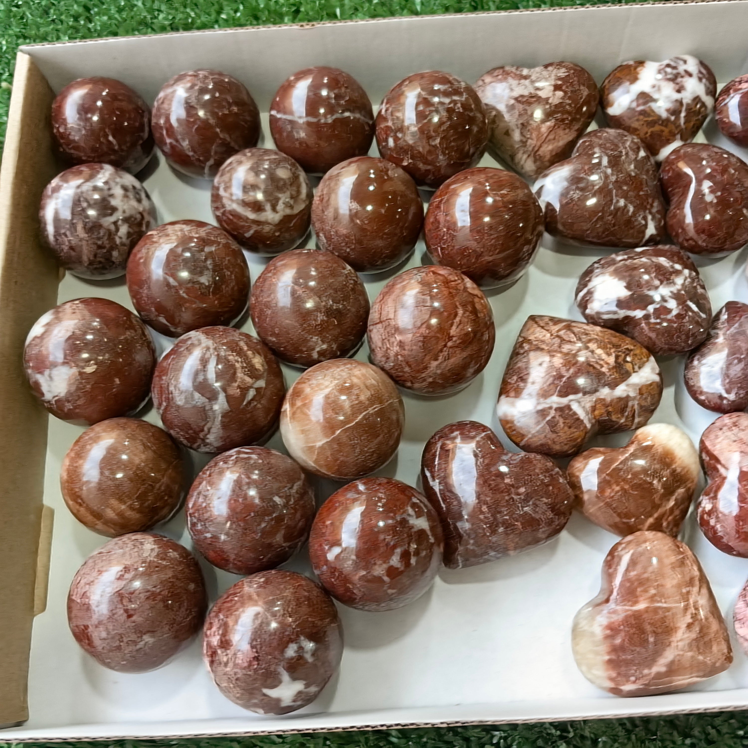 35 pc red onix sphere & hearts